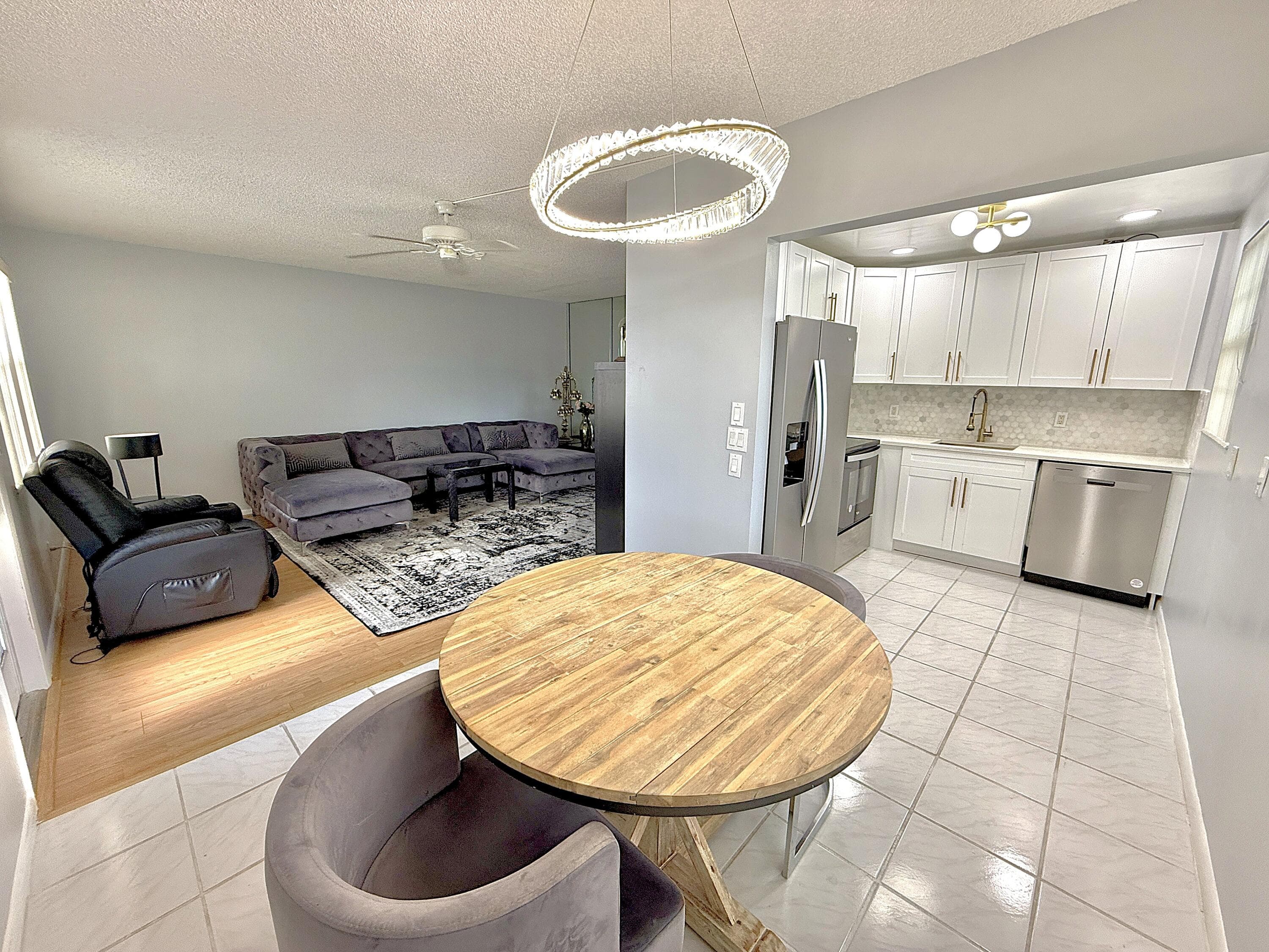 81 Markham E, Deerfield Beach, FL 33442 — photo 10 of 66