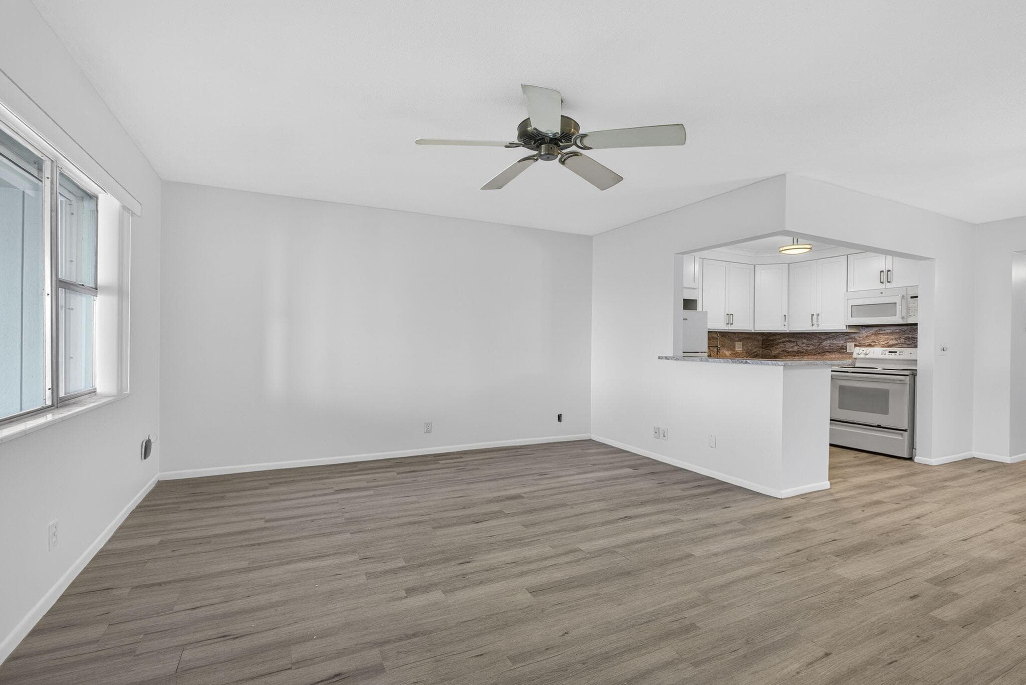 100 Shore Court 307, North Palm Beach, FL 33408 — photo 5 of 67