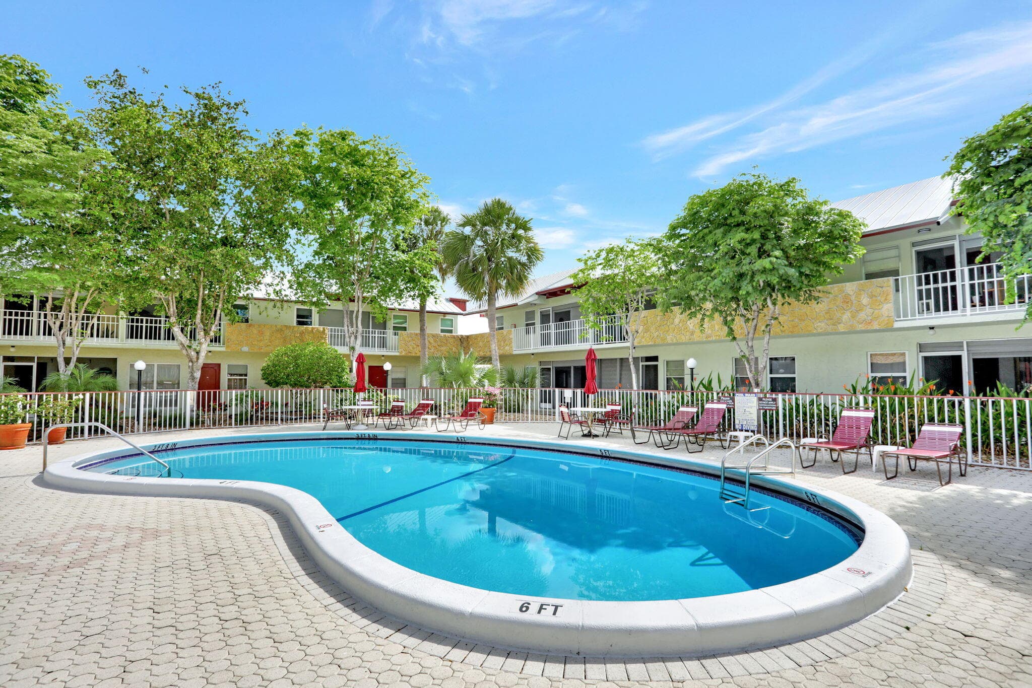 860 SE 6th Avenue 104, Deerfield Beach, FL 33441 — photo 38 of 39