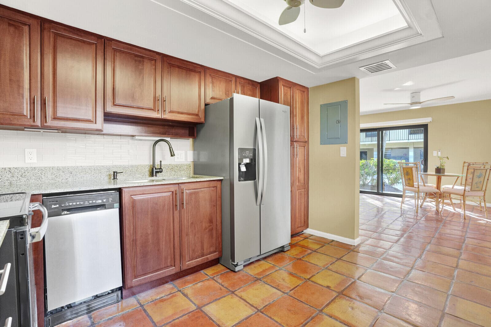 300 Inlet Way 2, Palm Beach Shores, FL 33404 — photo 6 of 25