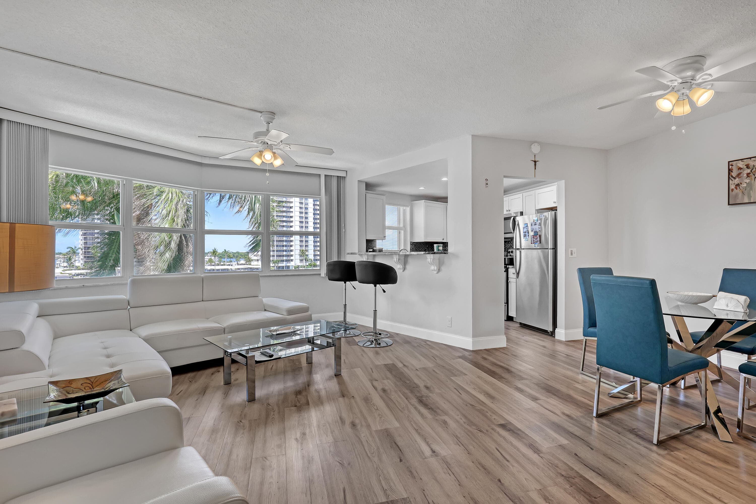 28 Yacht Club Drive 409, North Palm Beach, FL 33408 — photo 6 of 23