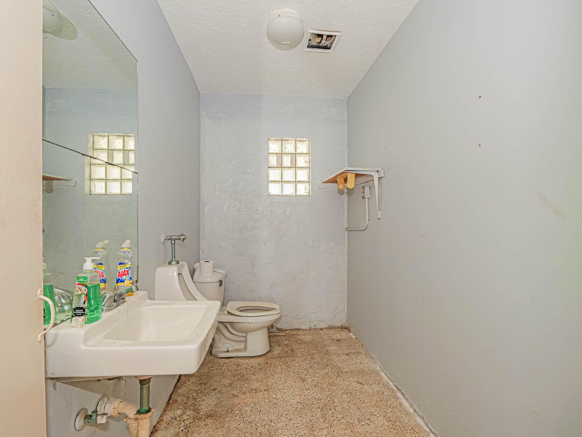 2814 S Harbor City Boulevard, Melbourne, FL 32901 — photo 10 of 18