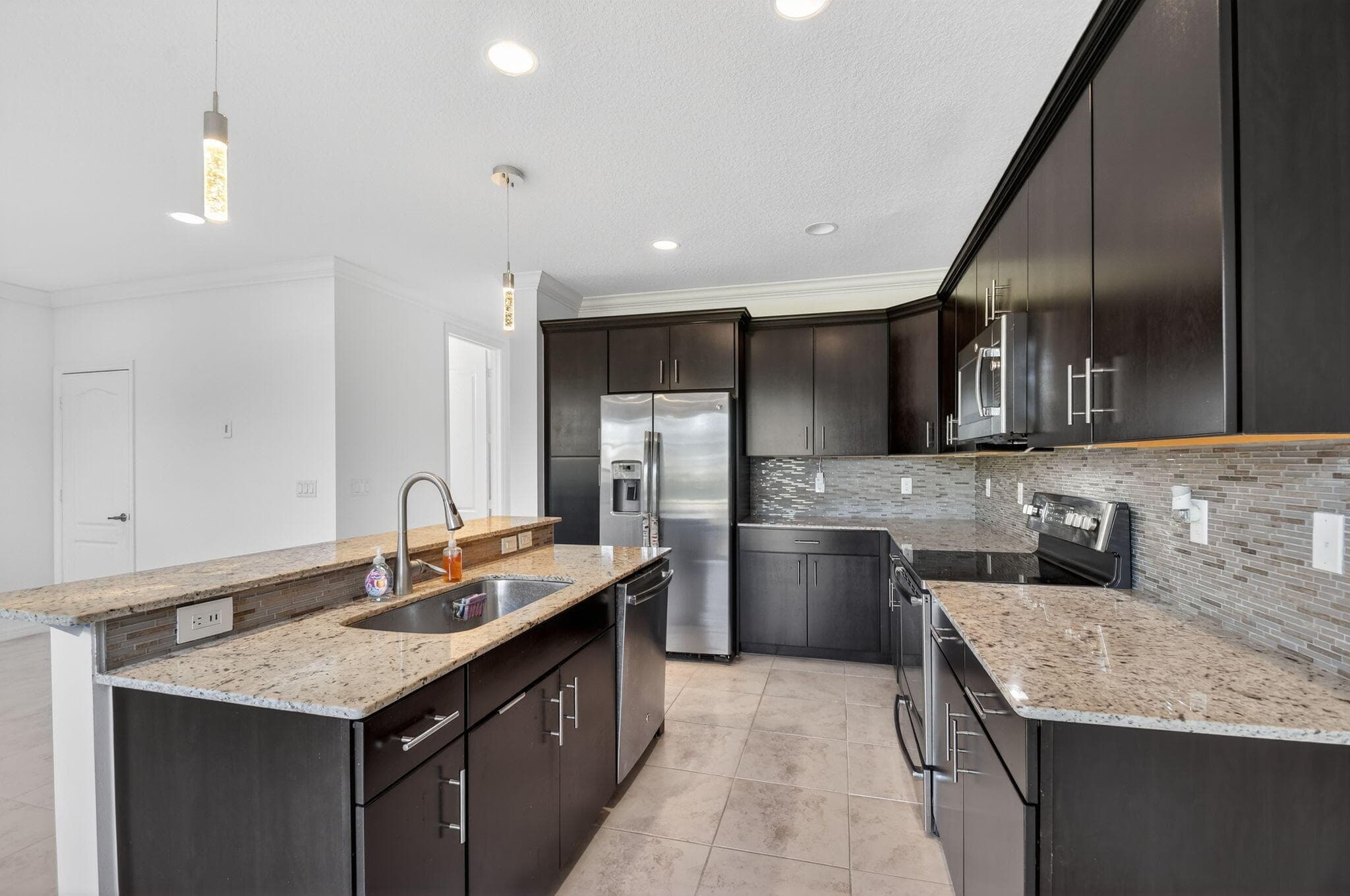 4545 Tara Cove Way, West Palm Beach, FL 33417 — photo 10 of 47