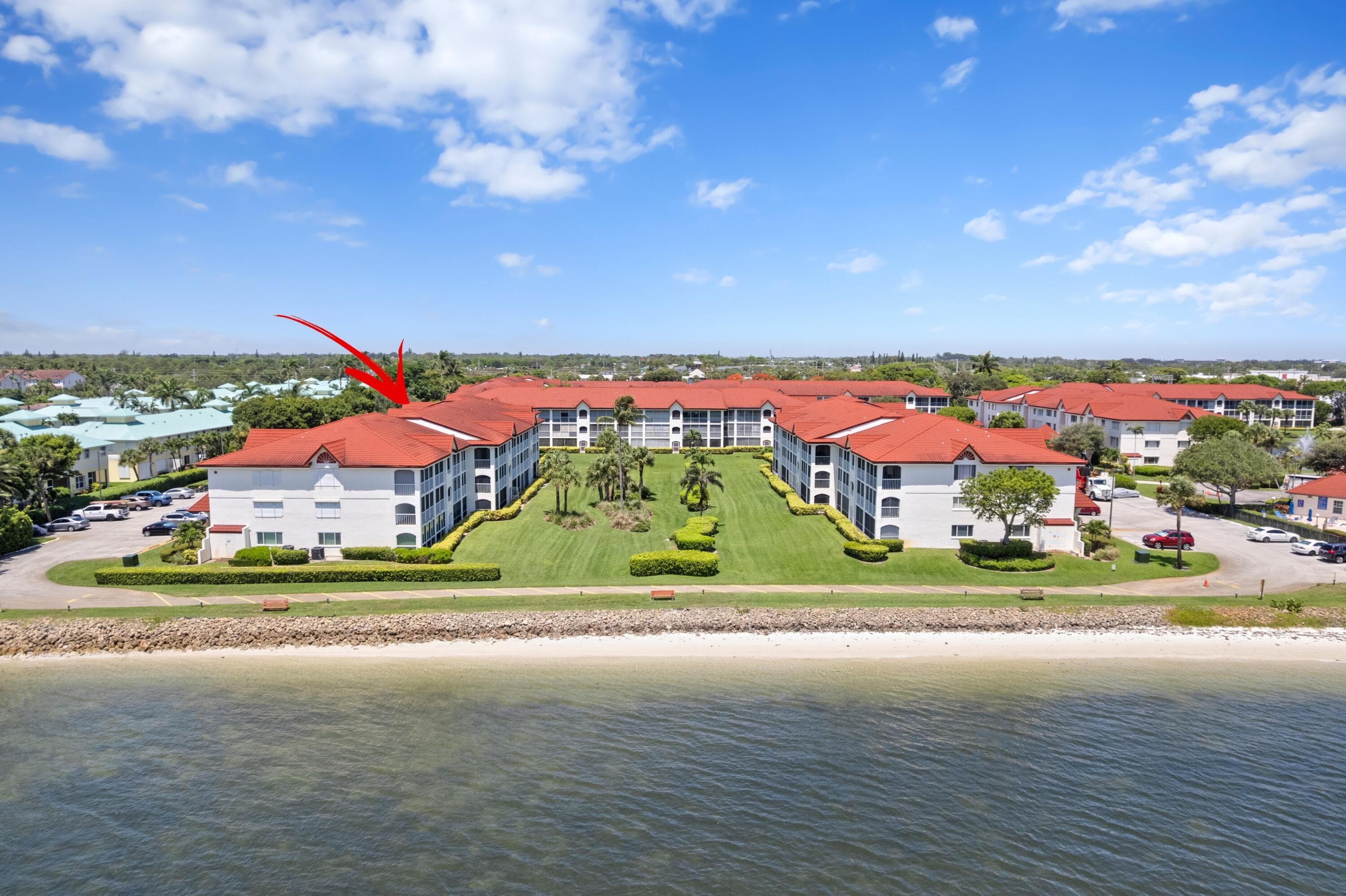 110 Half Moon Circle D1, Hypoluxo, FL 33462 — photo 25 of 31
