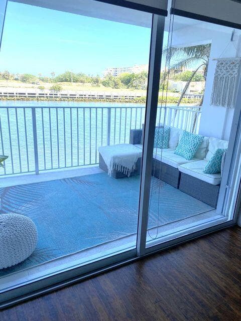 1536 SE 15th Court 202, Deerfield Beach, FL 33441 — photo 4 of 11
