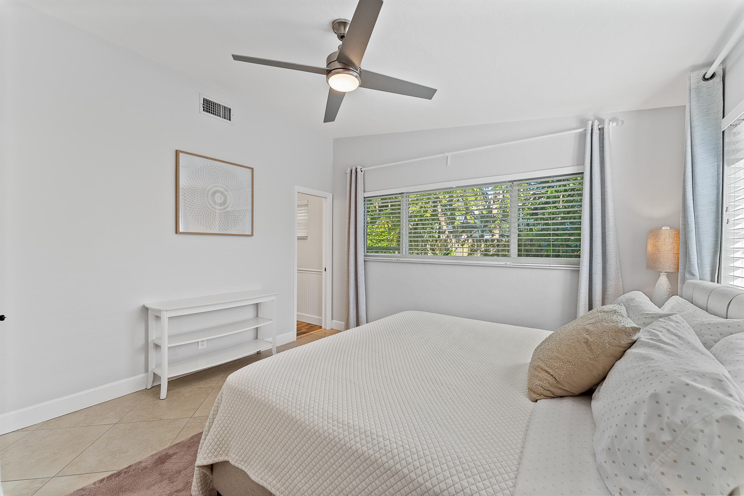 429 Inlet Road, North Palm Beach, FL 33408 — photo 15 of 38