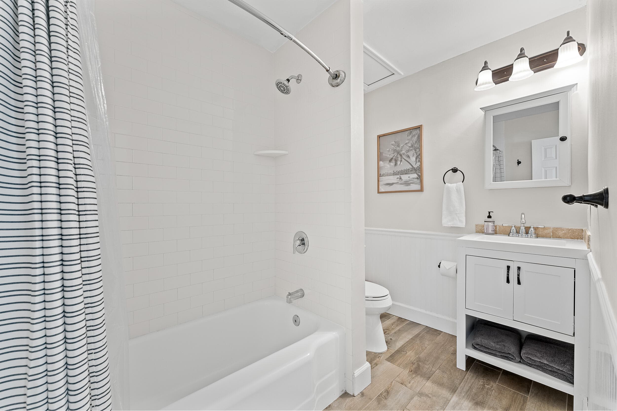 429 Inlet Road, North Palm Beach, FL 33408 — photo 19 of 38