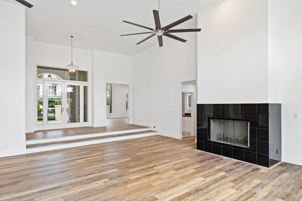 533 E Alexander Palm Road, Boca Raton, FL 33432 — photo 14 of 44