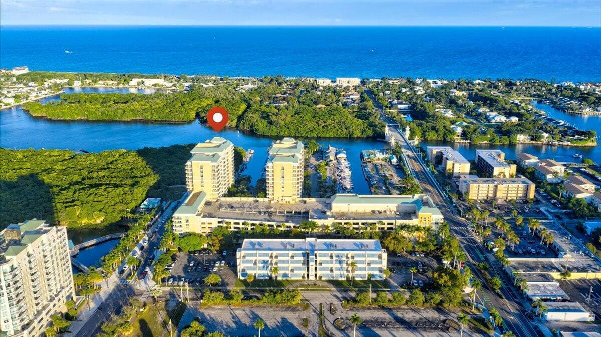 700 E Boynton Beach Boulevard 101, Boynton Beach, FL 33435 — photo 1 of 24