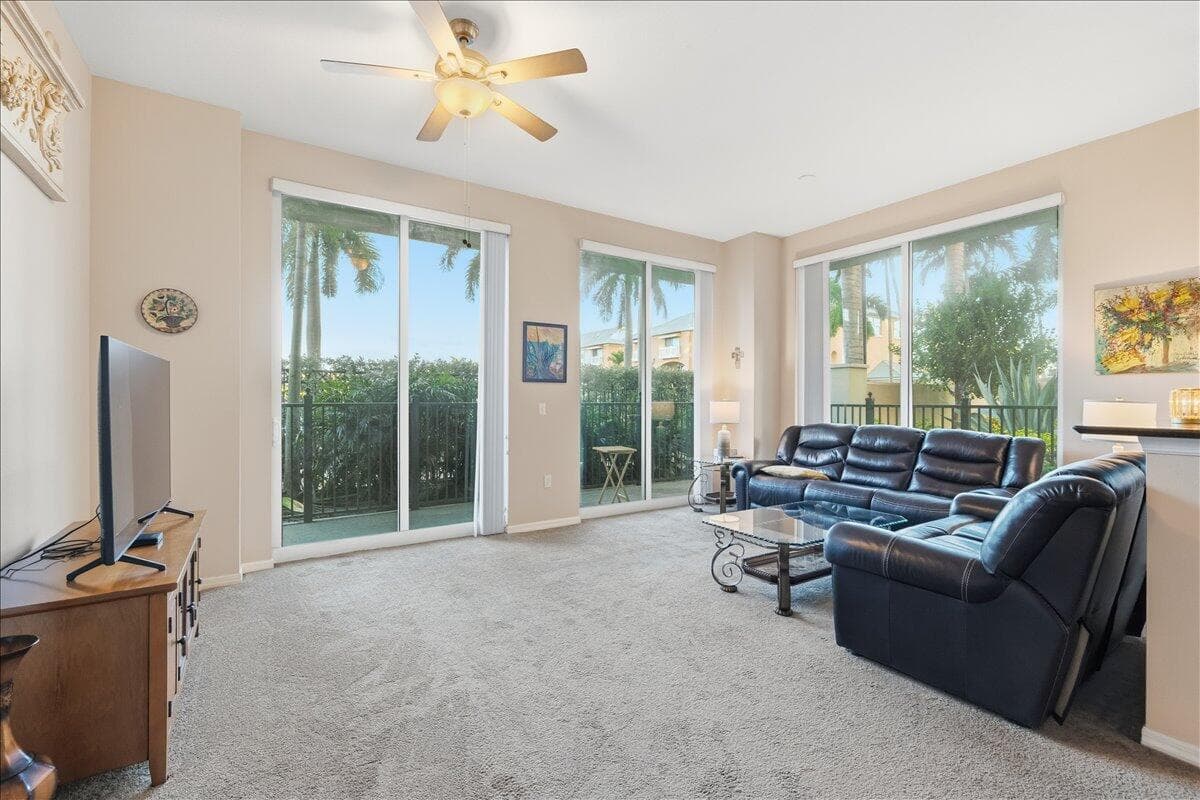 700 E Boynton Beach Boulevard 101, Boynton Beach, FL 33435 — photo 12 of 24
