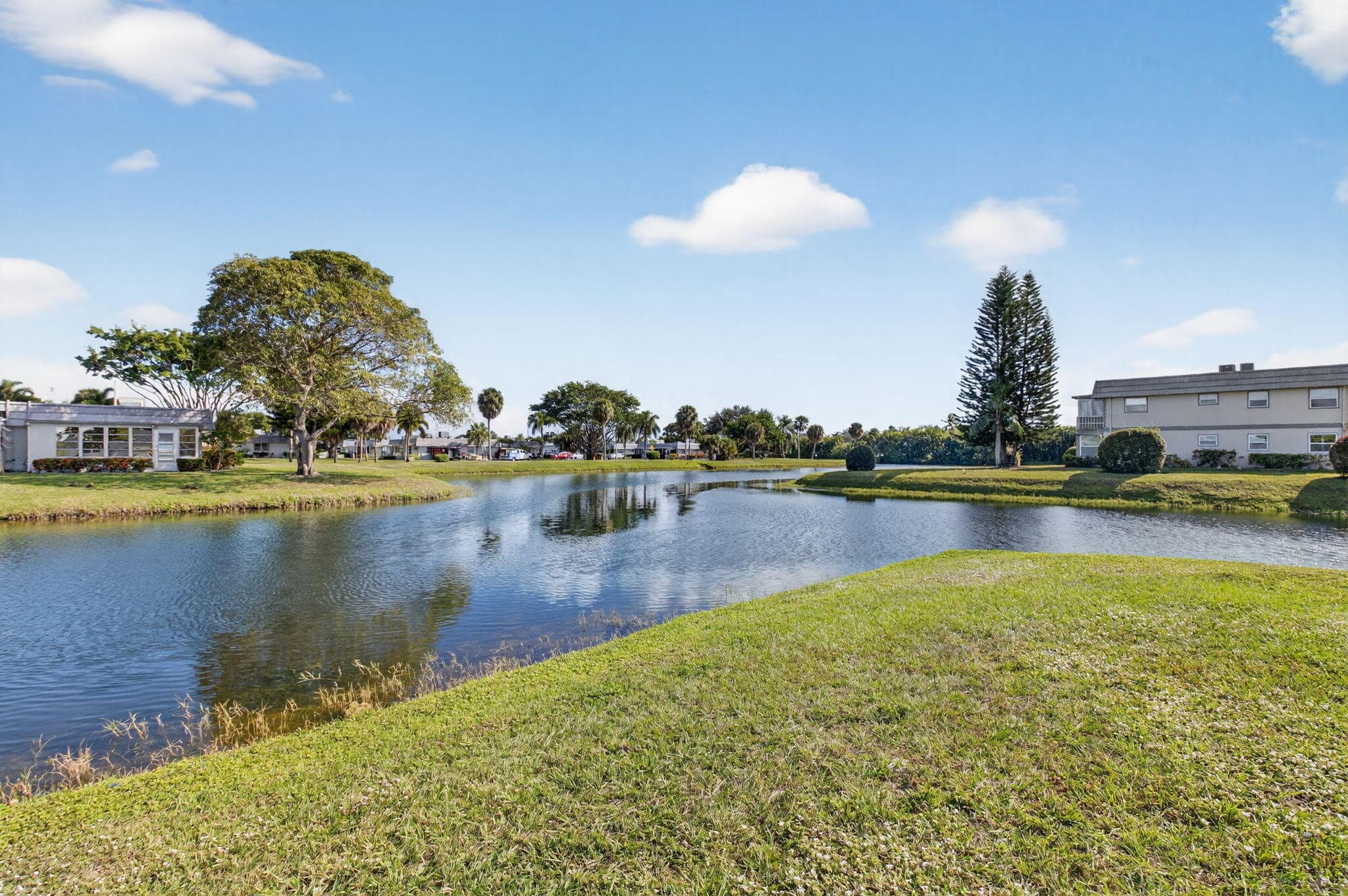 170 Valencia H, Delray Beach, FL 33446 — photo 19 of 36