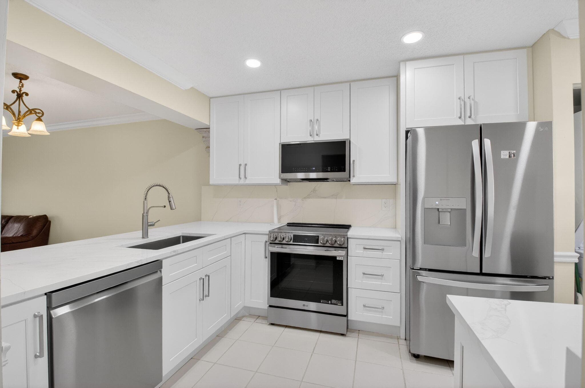 159 NW 70th Street 403, Boca Raton, FL 33487 — photo 2 of 31