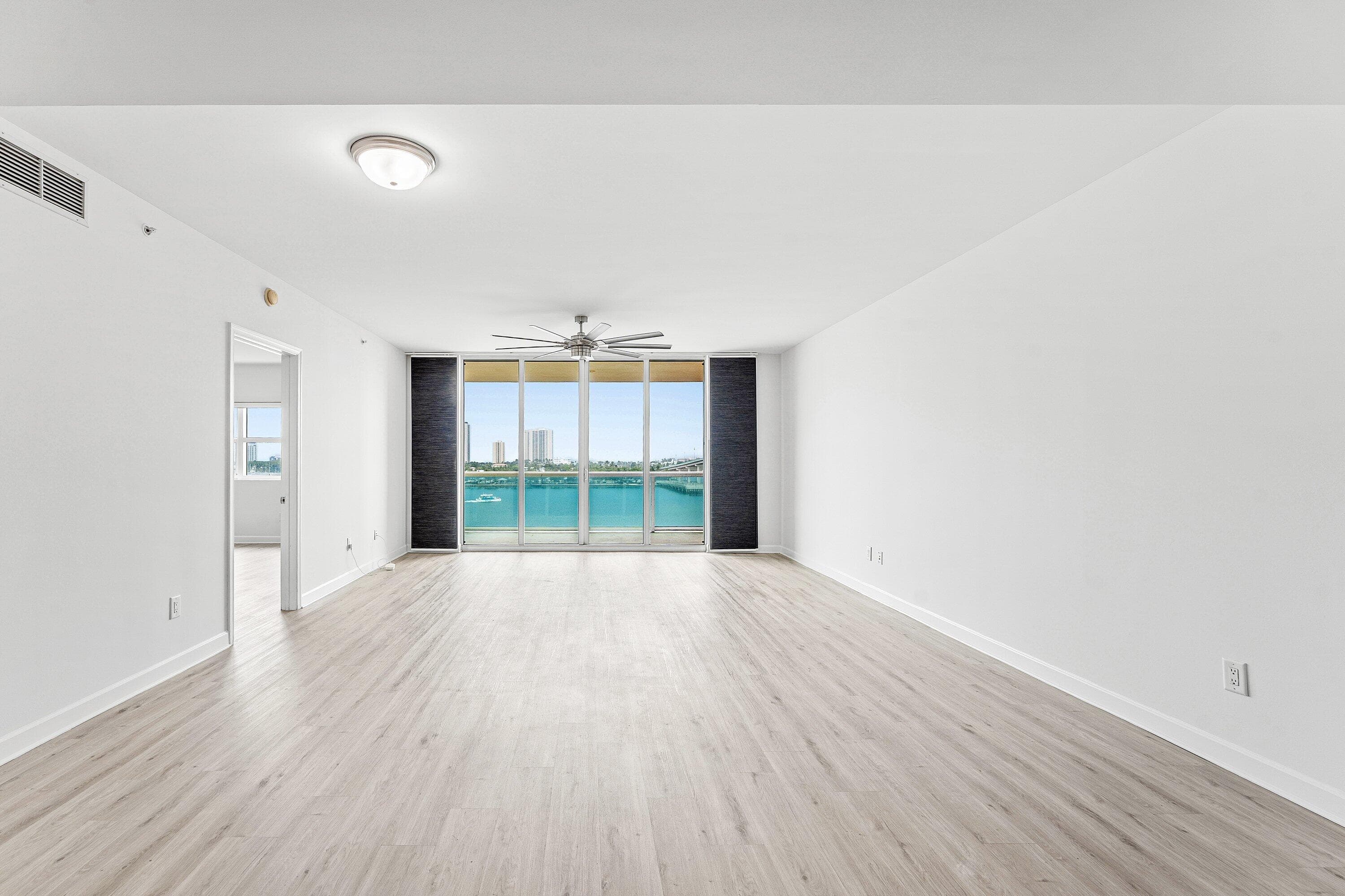 2640 Lake Shore Drive 614, Riviera Beach, FL 33404 — photo 7 of 63