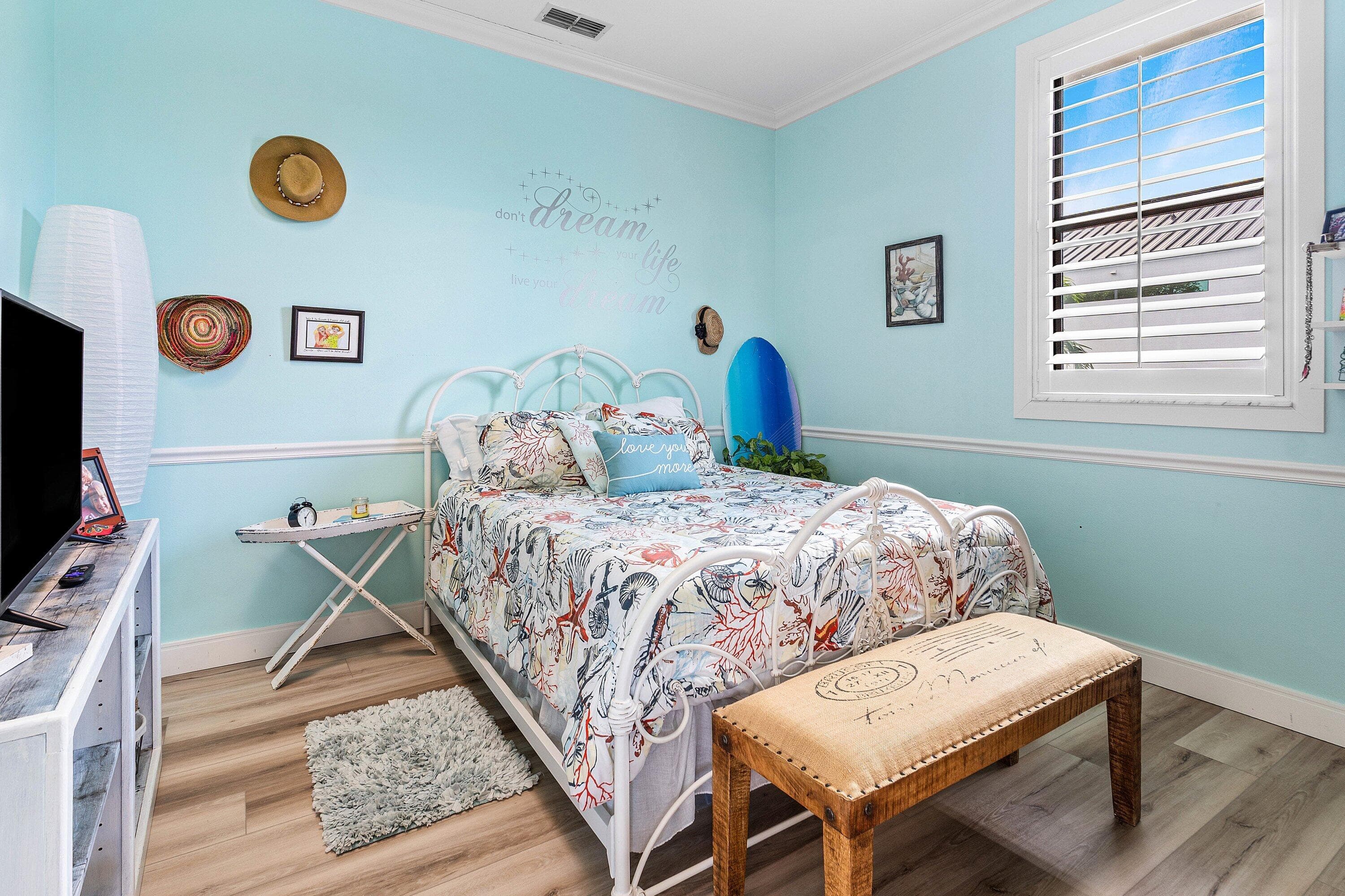 19 E Ocean Avenue, Ocean Ridge, FL 33435 — photo 15 of 29