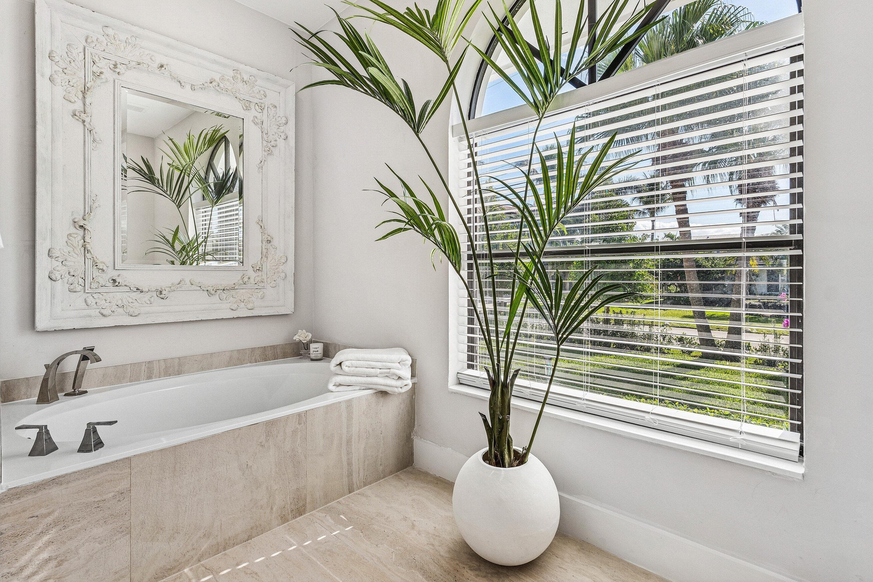 48 Harbour Drive N, Ocean Ridge, FL 33435 — photo 11 of 25