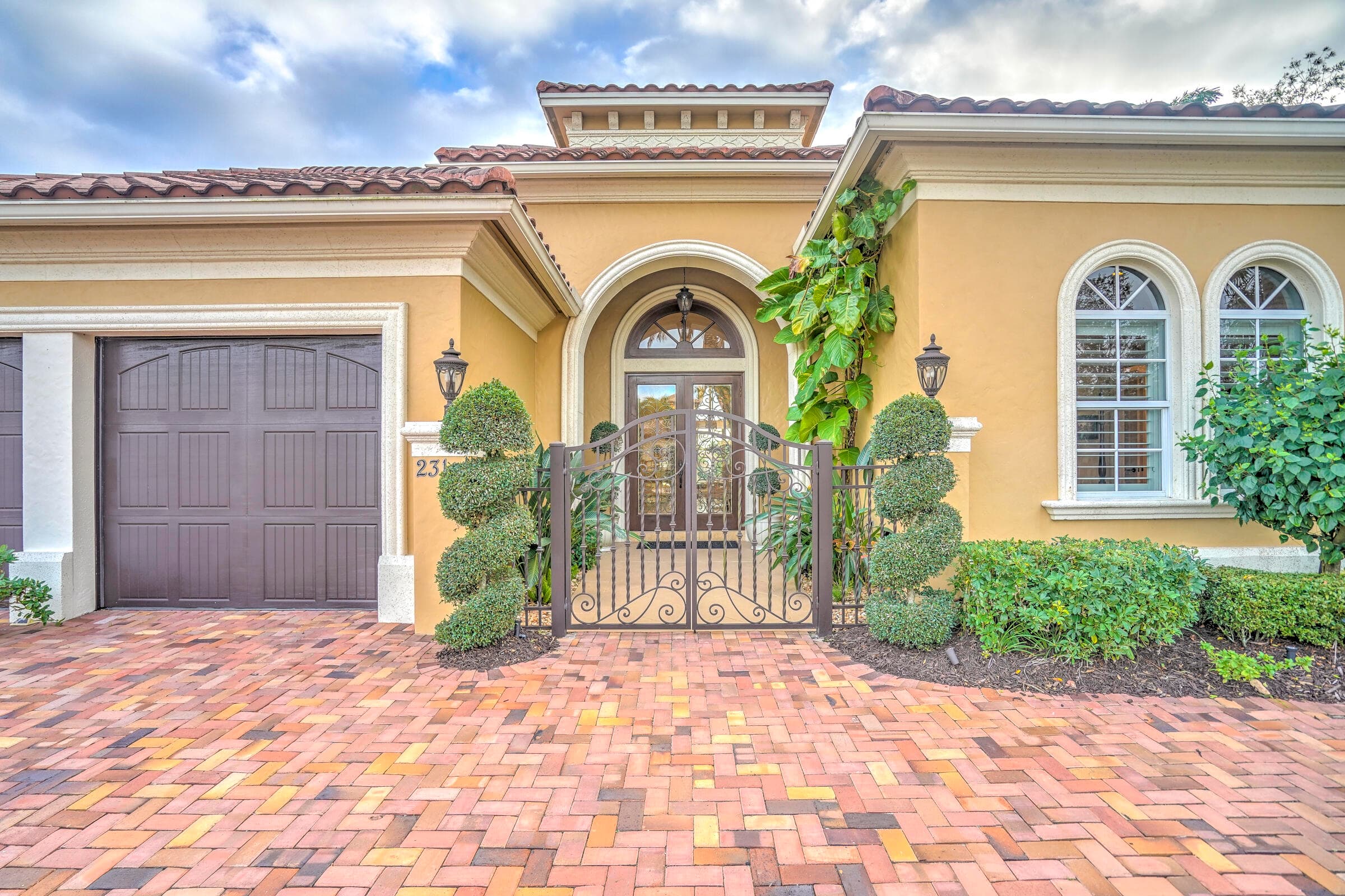 231 SE Bella Strano, Port St. Lucie, FL 34984 — photo 4 of 73