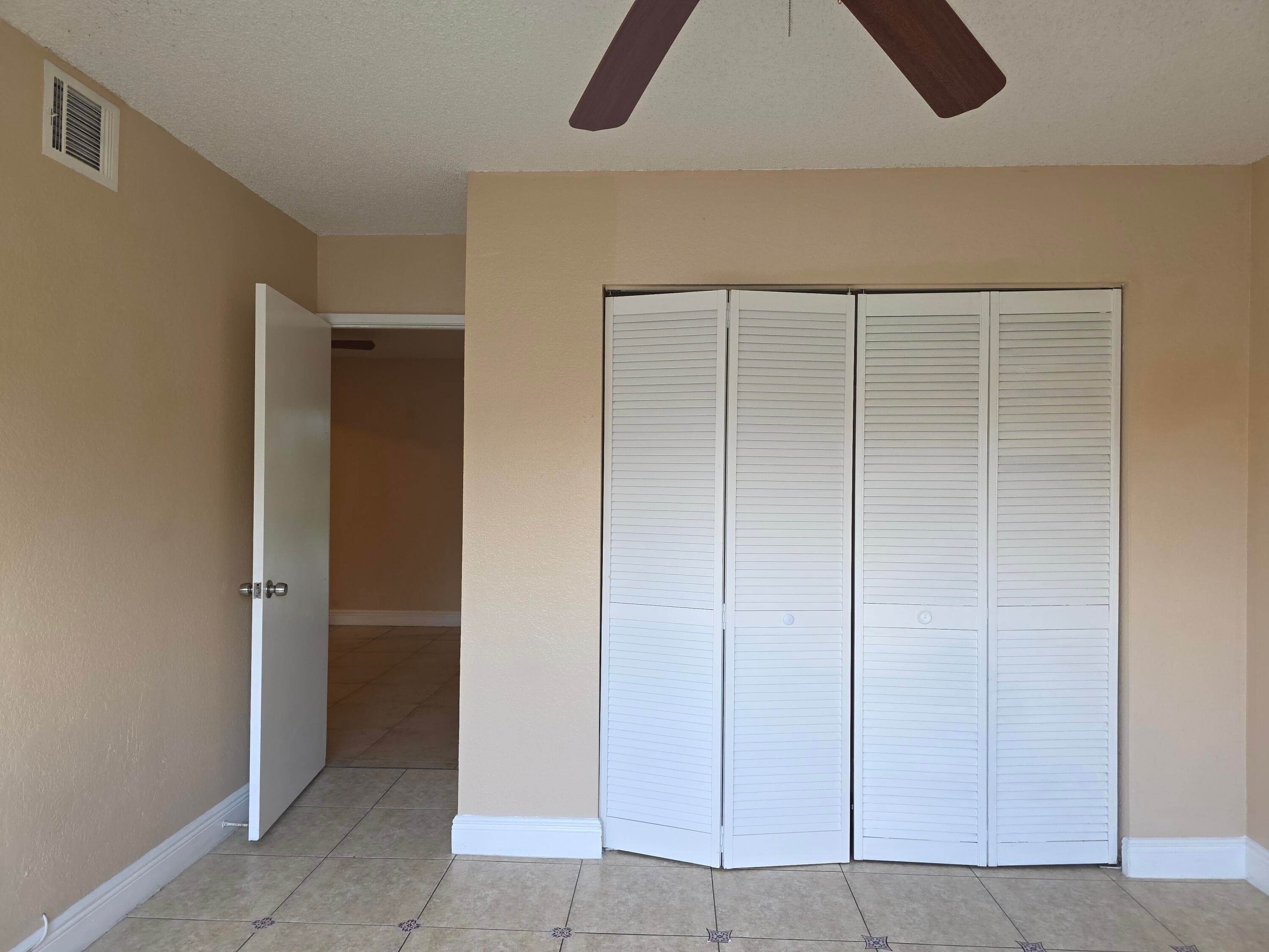 1542 Lake Crystal Drive H, West Palm Beach, FL 33411 — photo 29 of 37