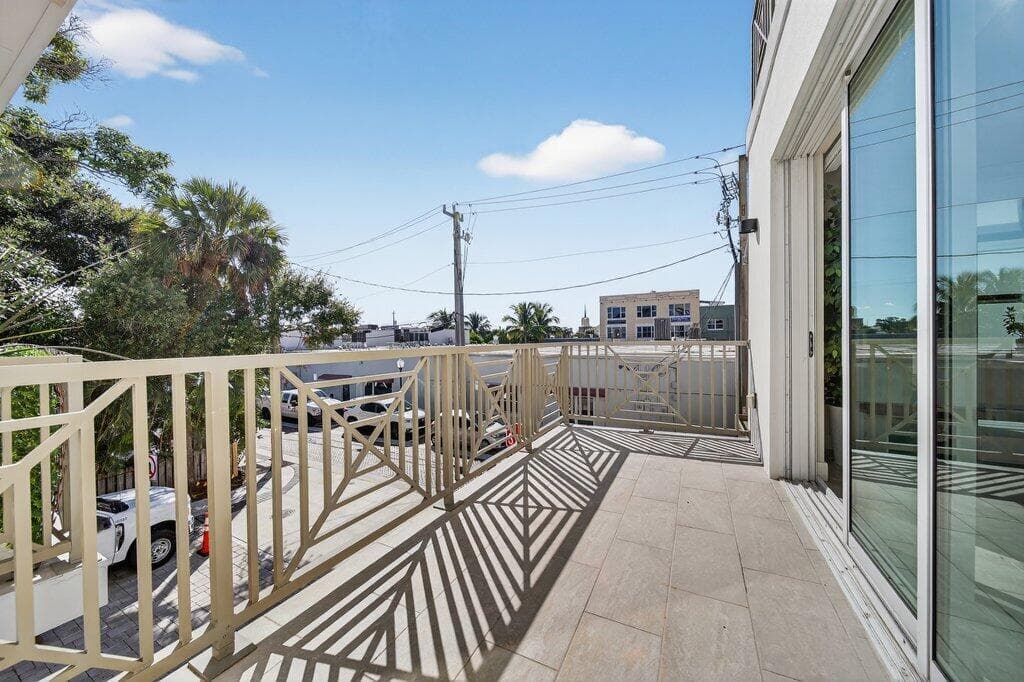 41 SW Seminole Street 209, Stuart, FL 34994 — photo 14 of 25