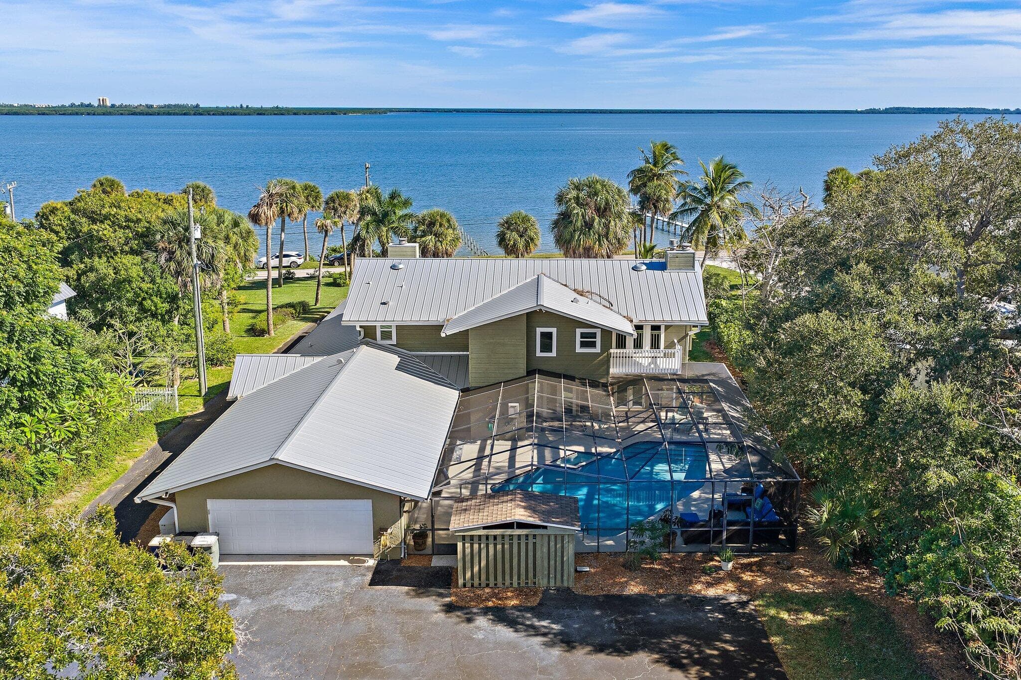 2315 S Indian River Drive, Fort Pierce, FL 34950 — photo 3 of 68