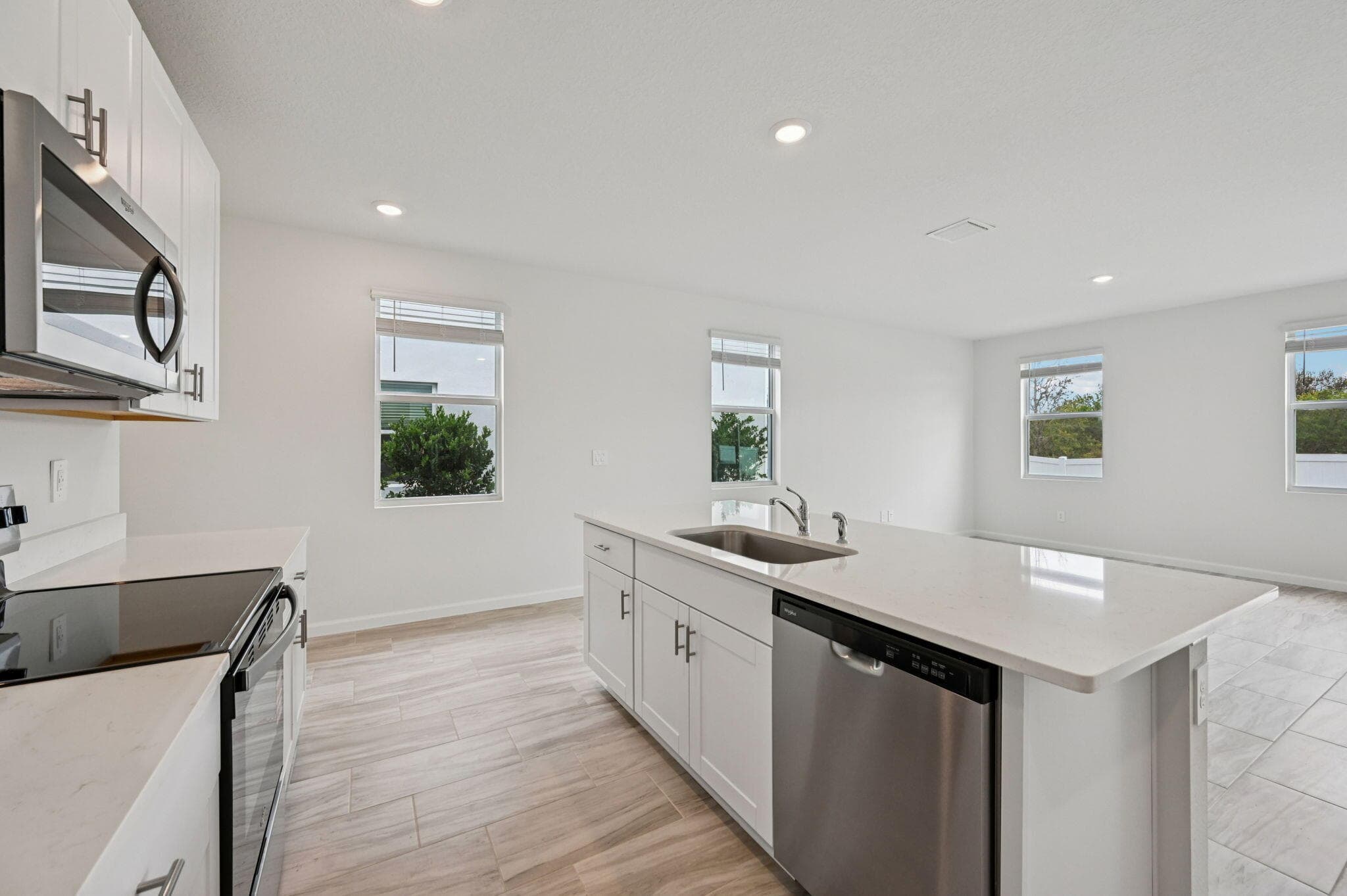 568 Salisbury Circle, Fort Pierce, FL 34982 — photo 13 of 32
