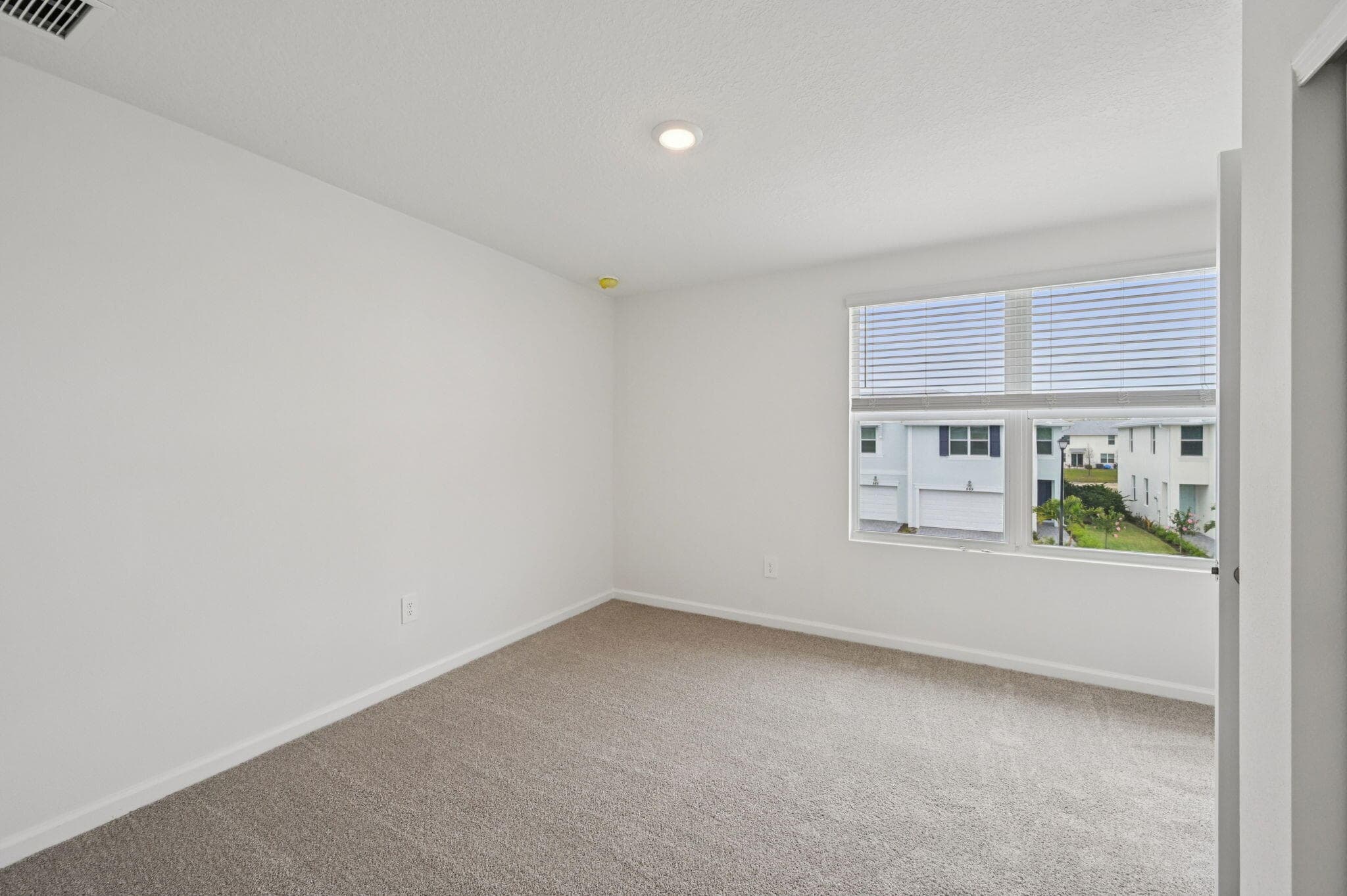 568 Salisbury Circle, Fort Pierce, FL 34982 — photo 25 of 32