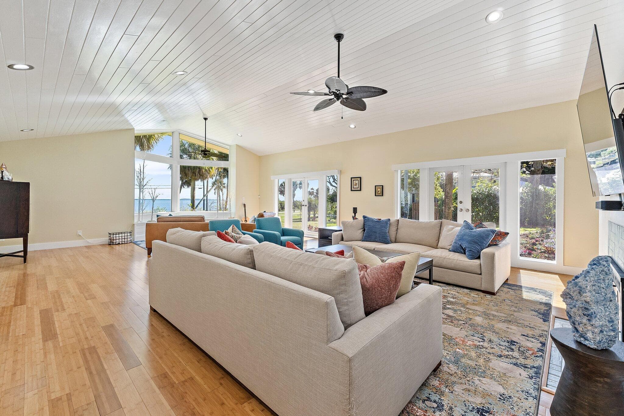 2315 S Indian River Drive, Fort Pierce, FL 34950 — photo 15 of 68