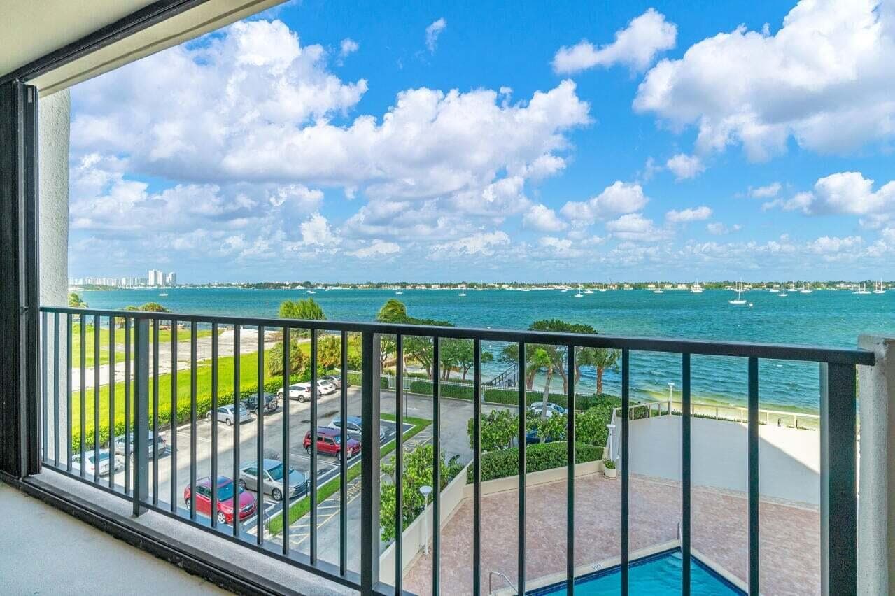 5600 N Flagler Drive 408, West Palm Beach, FL 33407 — photo