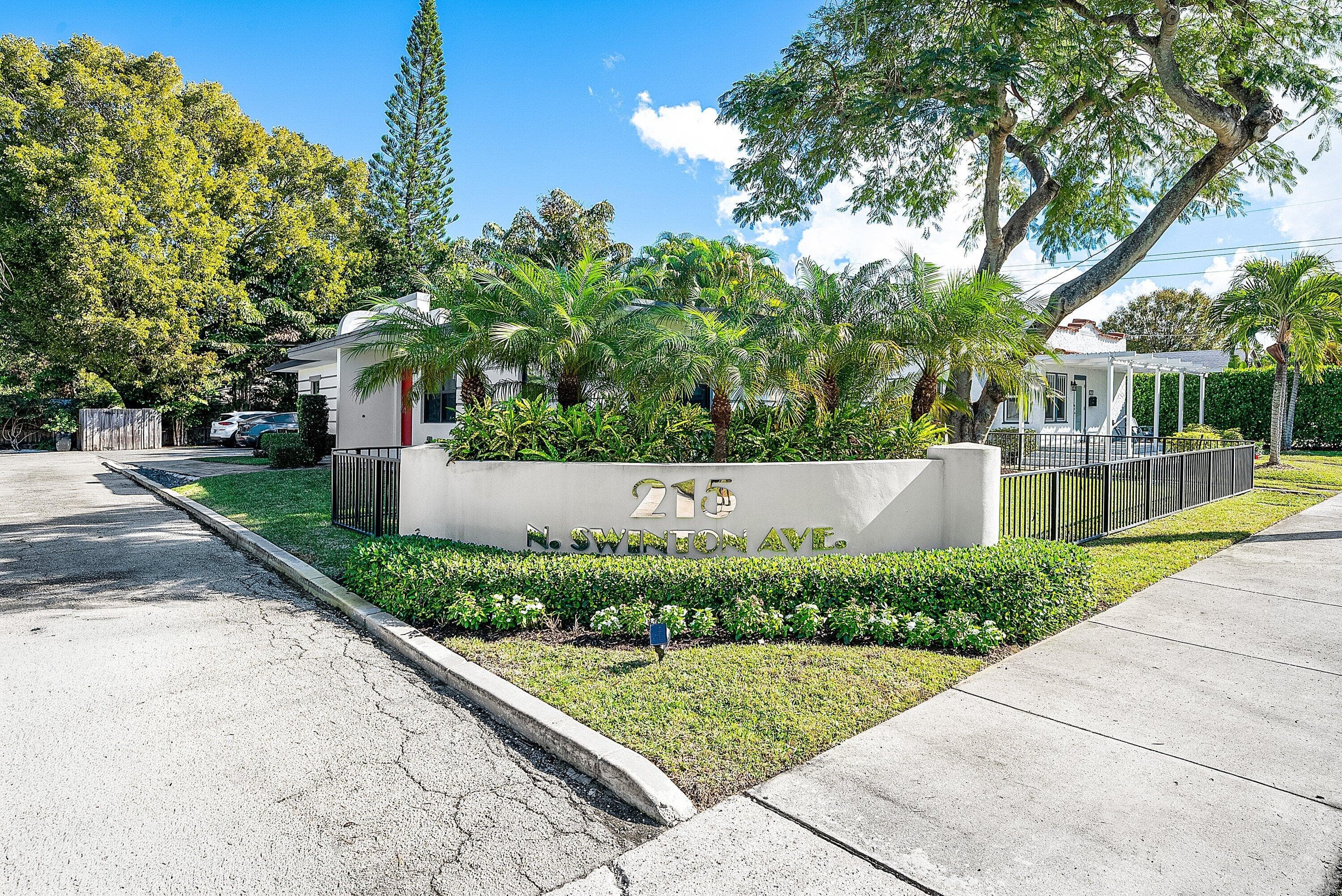 215 N Swinton Avenue, Delray Beach, FL 33444 — photo 2 of 50