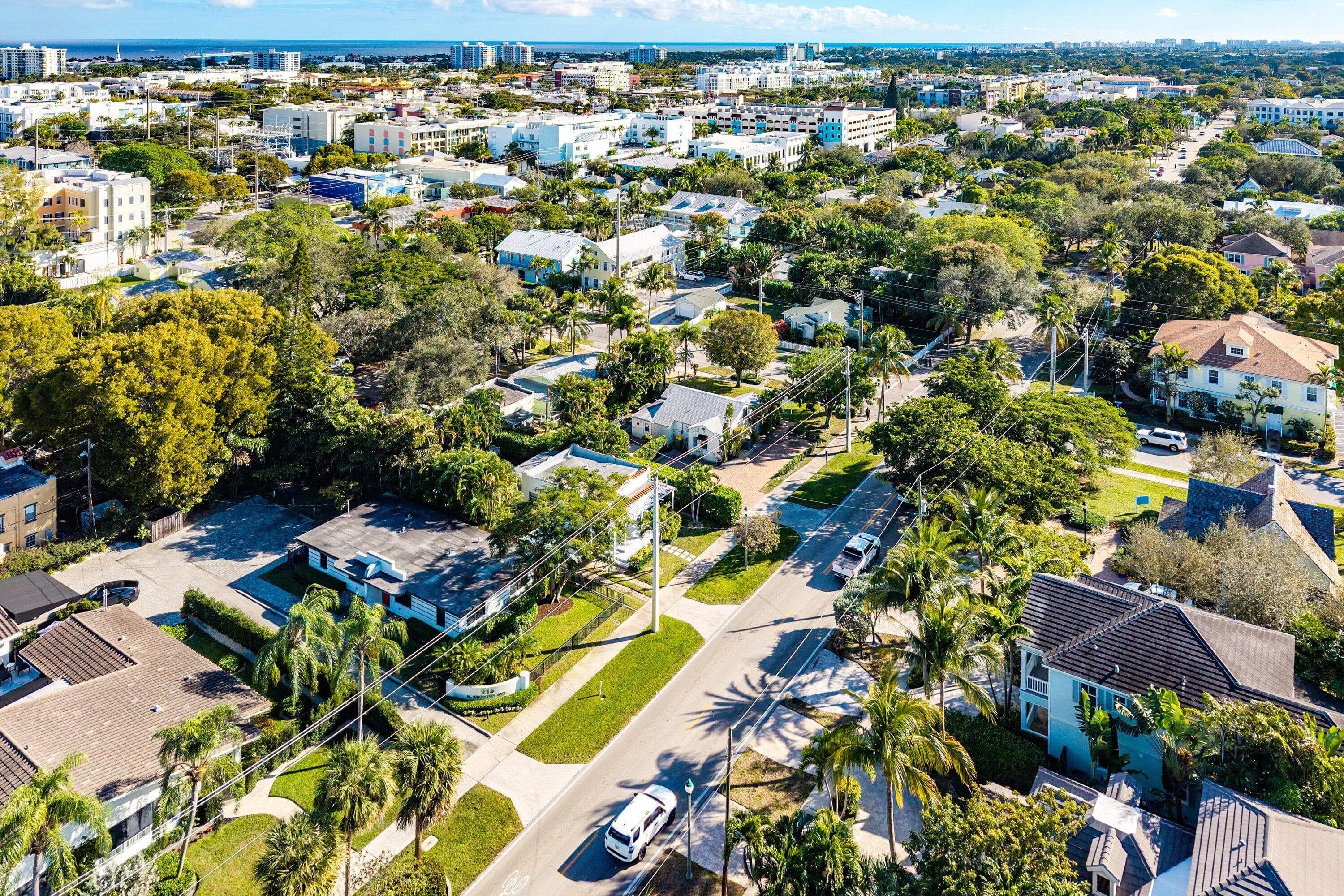 215 N Swinton Avenue, Delray Beach, FL 33444 — photo 41 of 50