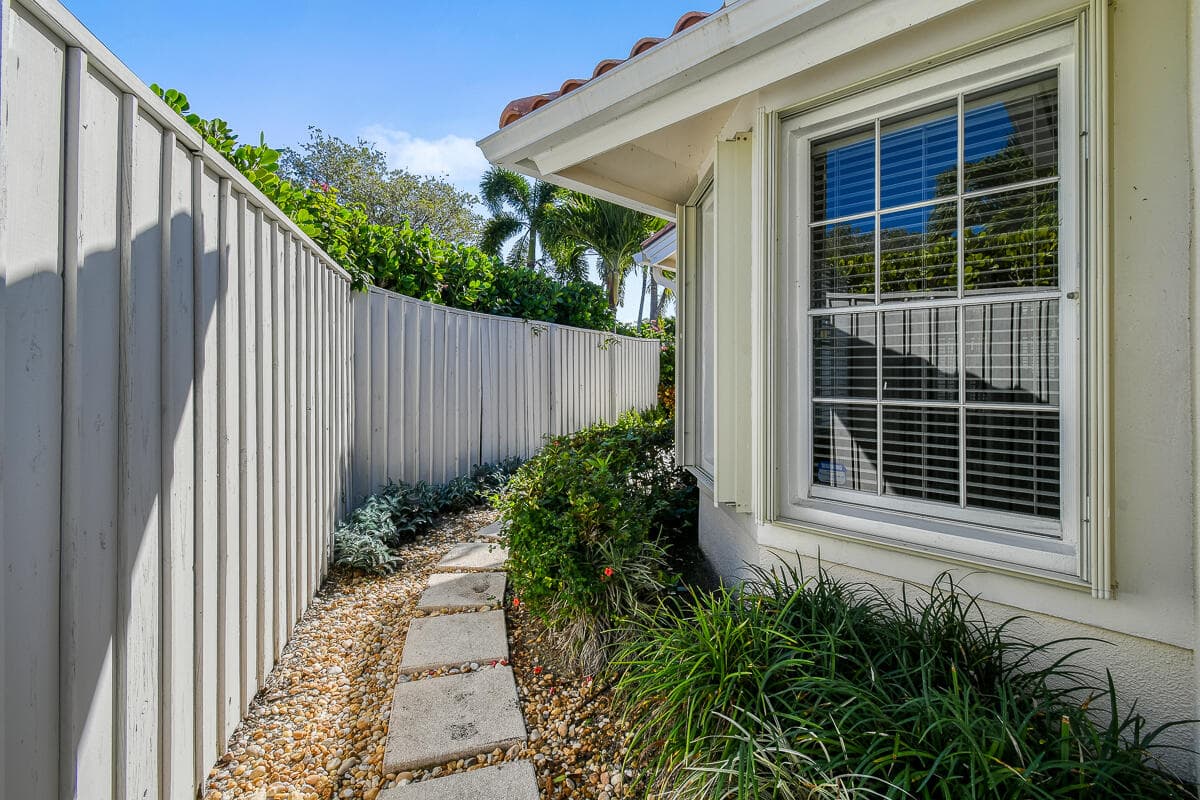 349 Eagleton Golf Drive, Palm Beach Gardens, FL 33418 — photo 46 of 71