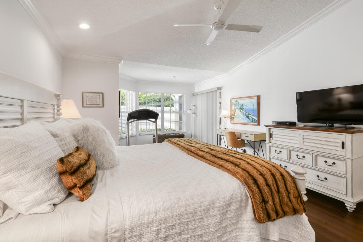 349 Eagleton Golf Drive, Palm Beach Gardens, FL 33418 — photo 25 of 71