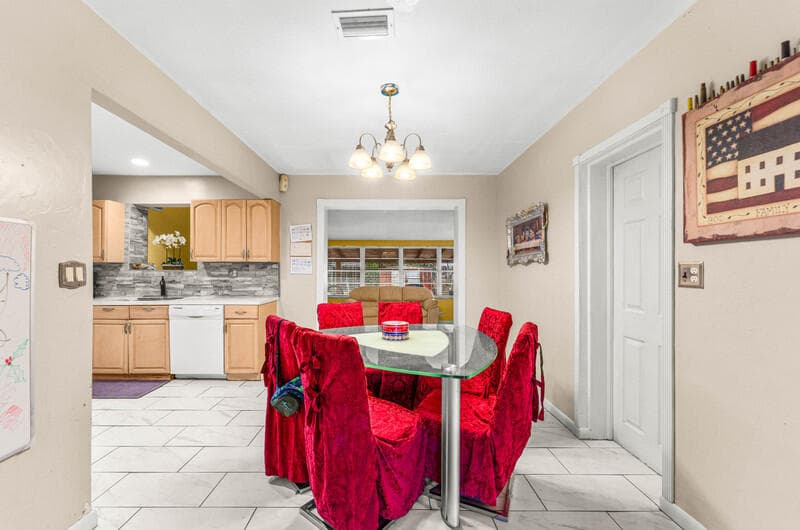 305 Henthorne Drive, Palm Springs, FL 33461 — photo 12 of 25