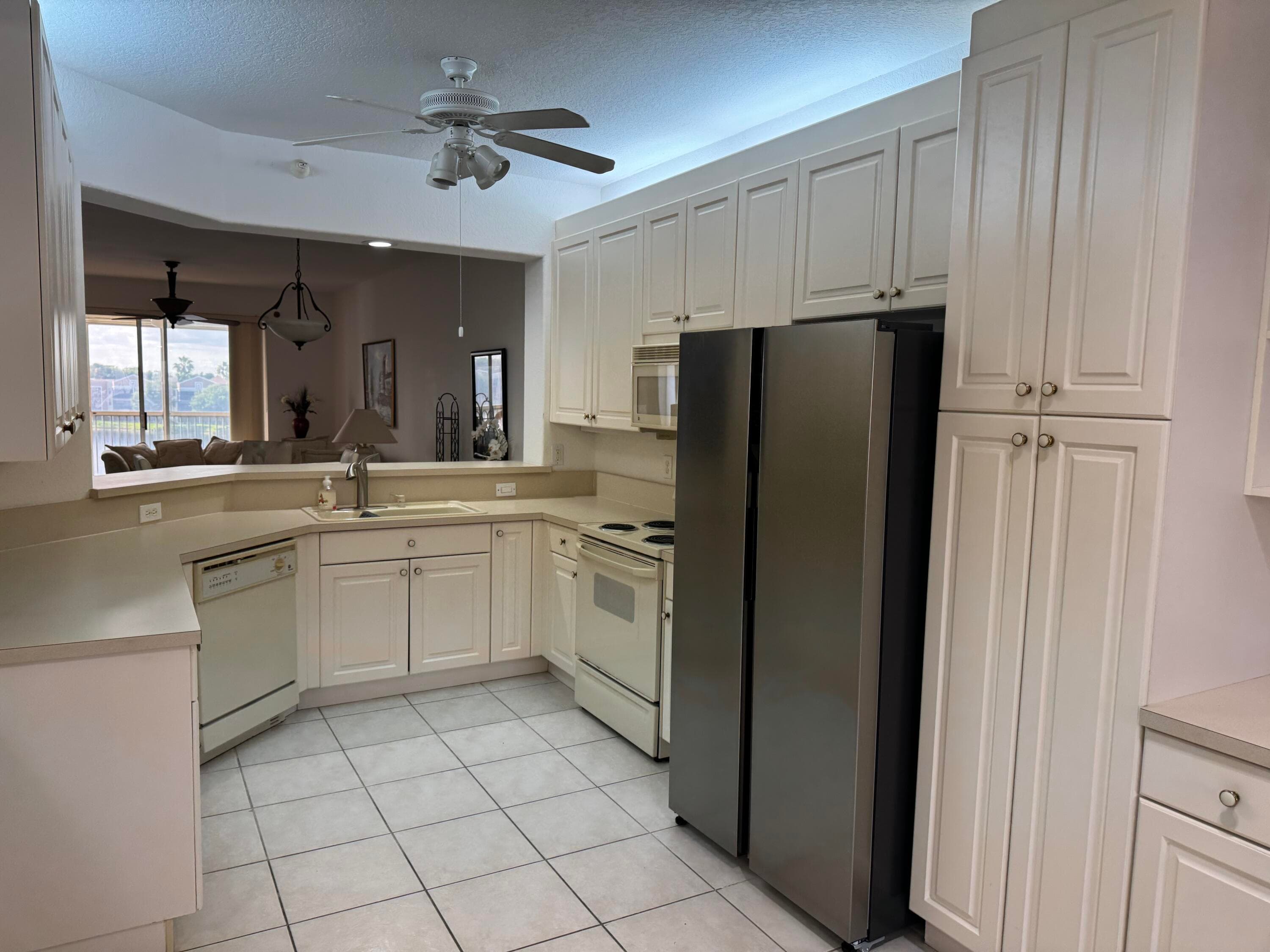 7715 Southampton Terrace 405, Tamarac, FL 33321 — photo 7 of 45
