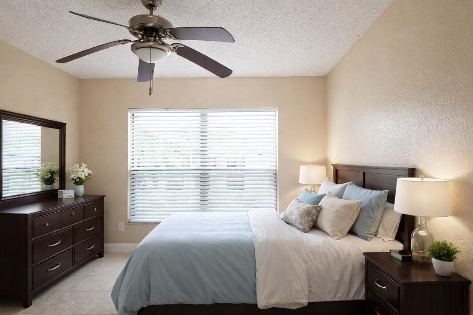 1542 Lake Crystal Drive H, West Palm Beach, FL 33411 — photo 15 of 37