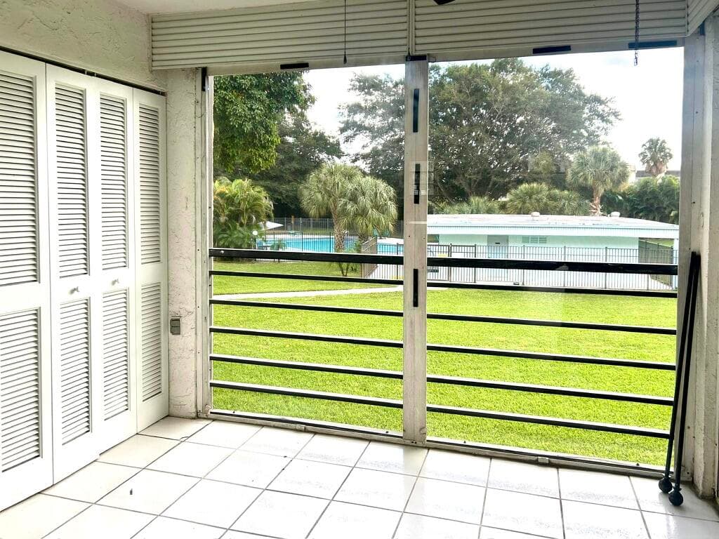 9370 SW 8th Street 202, Boca Raton, FL 33428 — photo 30 of 46