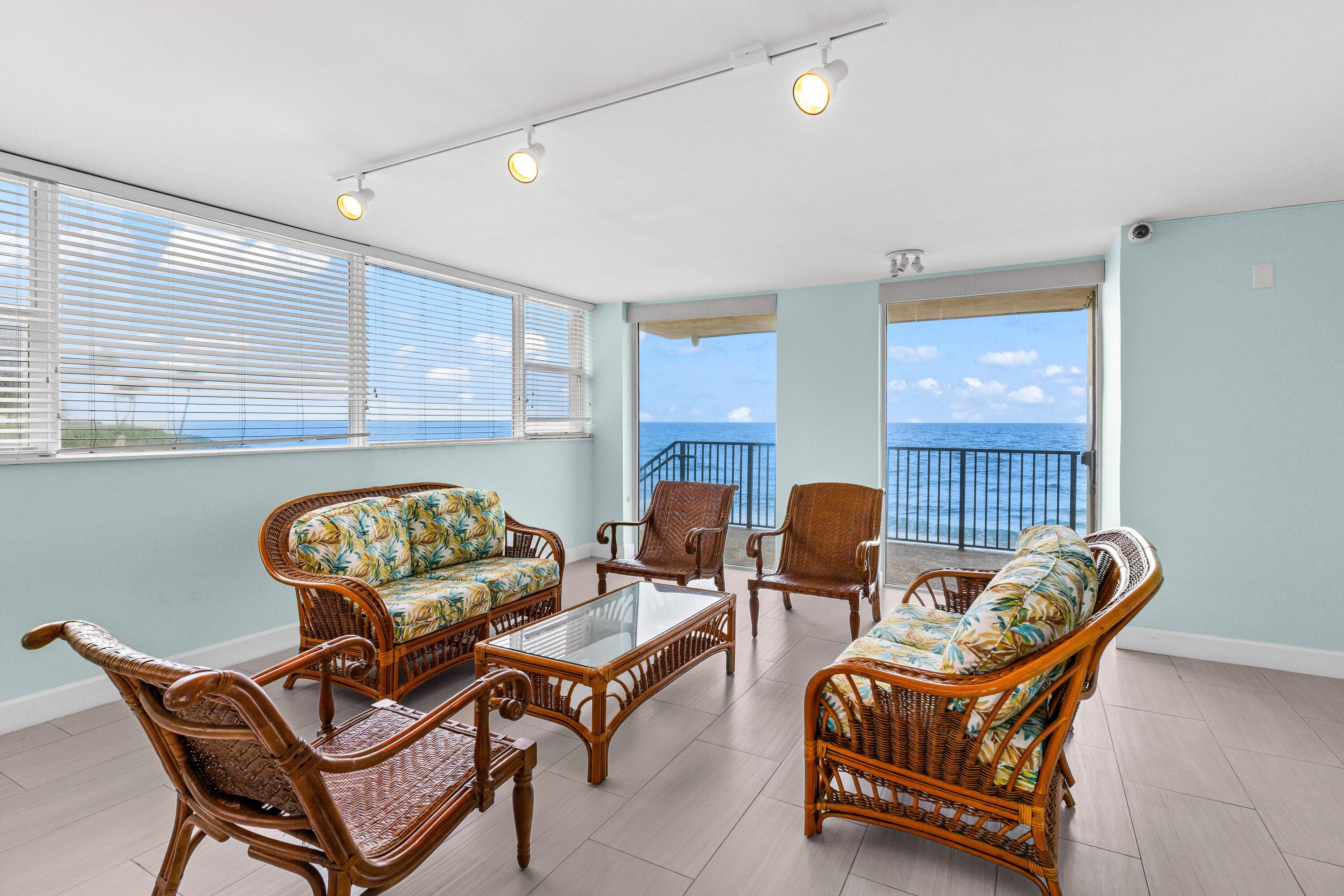 1237 Hillsboro Mile 101, Hillsboro Beach, FL 33062 — photo 15 of 22