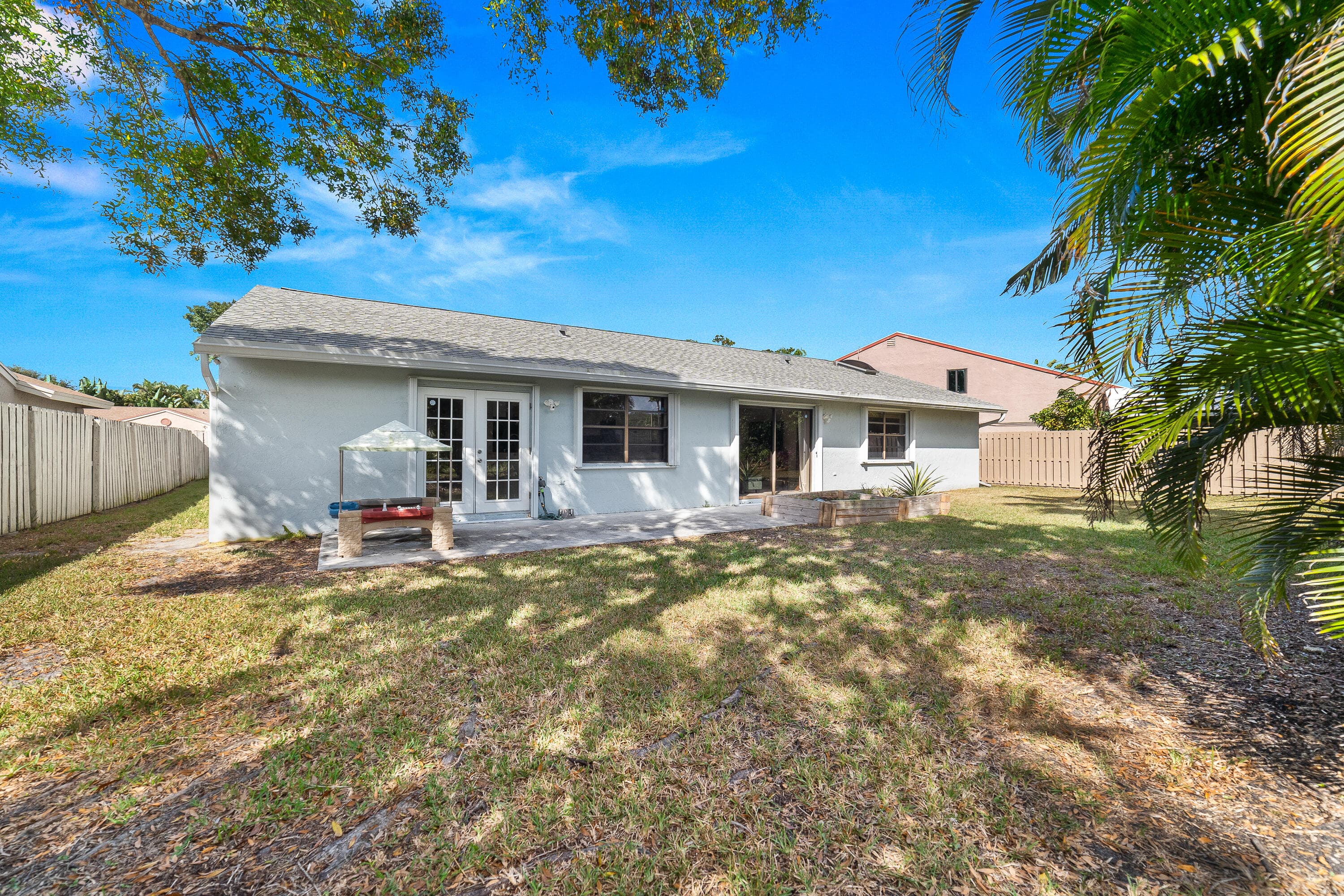 1060 Cedar Creek Way, Davie, FL 33325 — photo 25 of 32