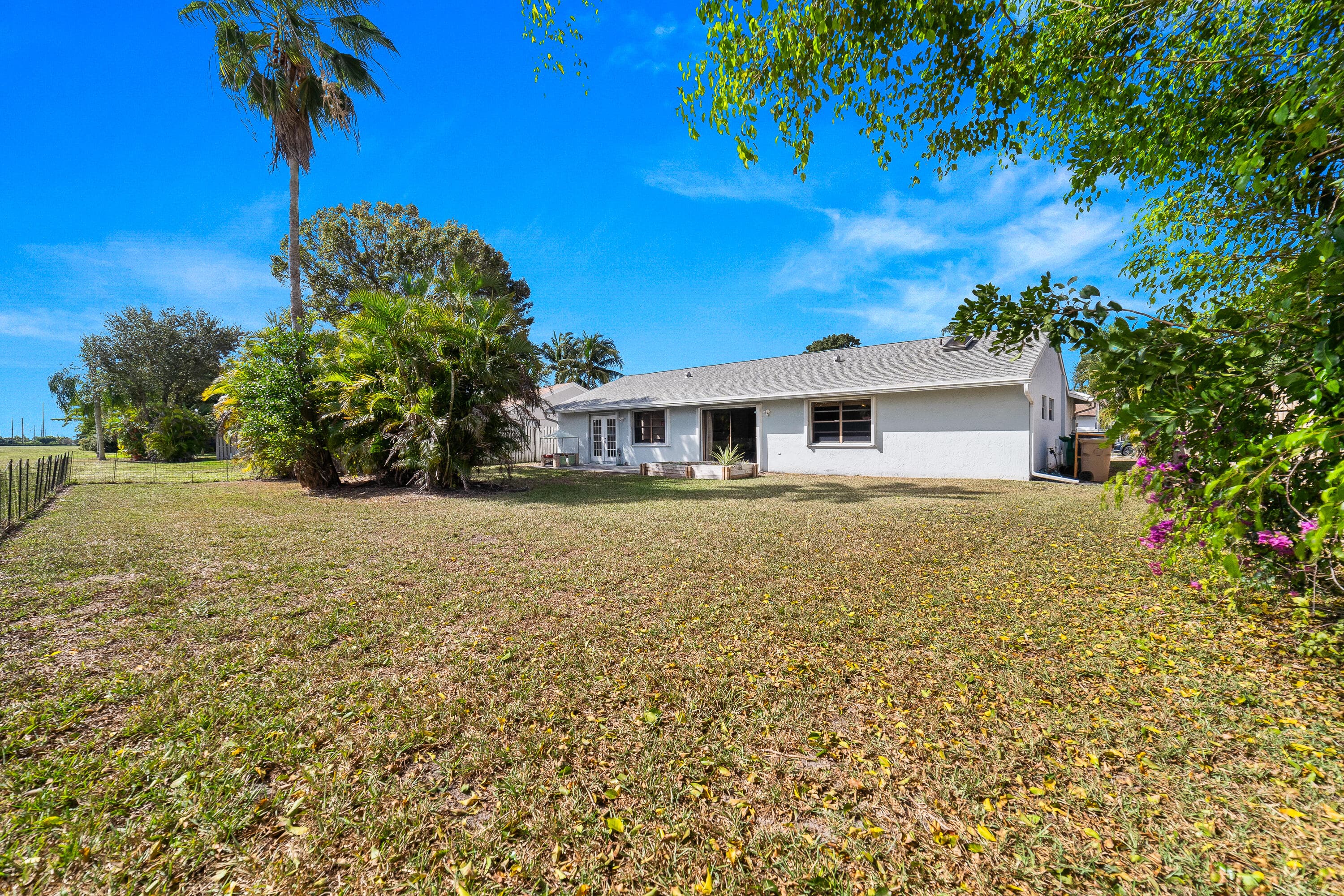 1060 Cedar Creek Way, Davie, FL 33325 — photo 26 of 32