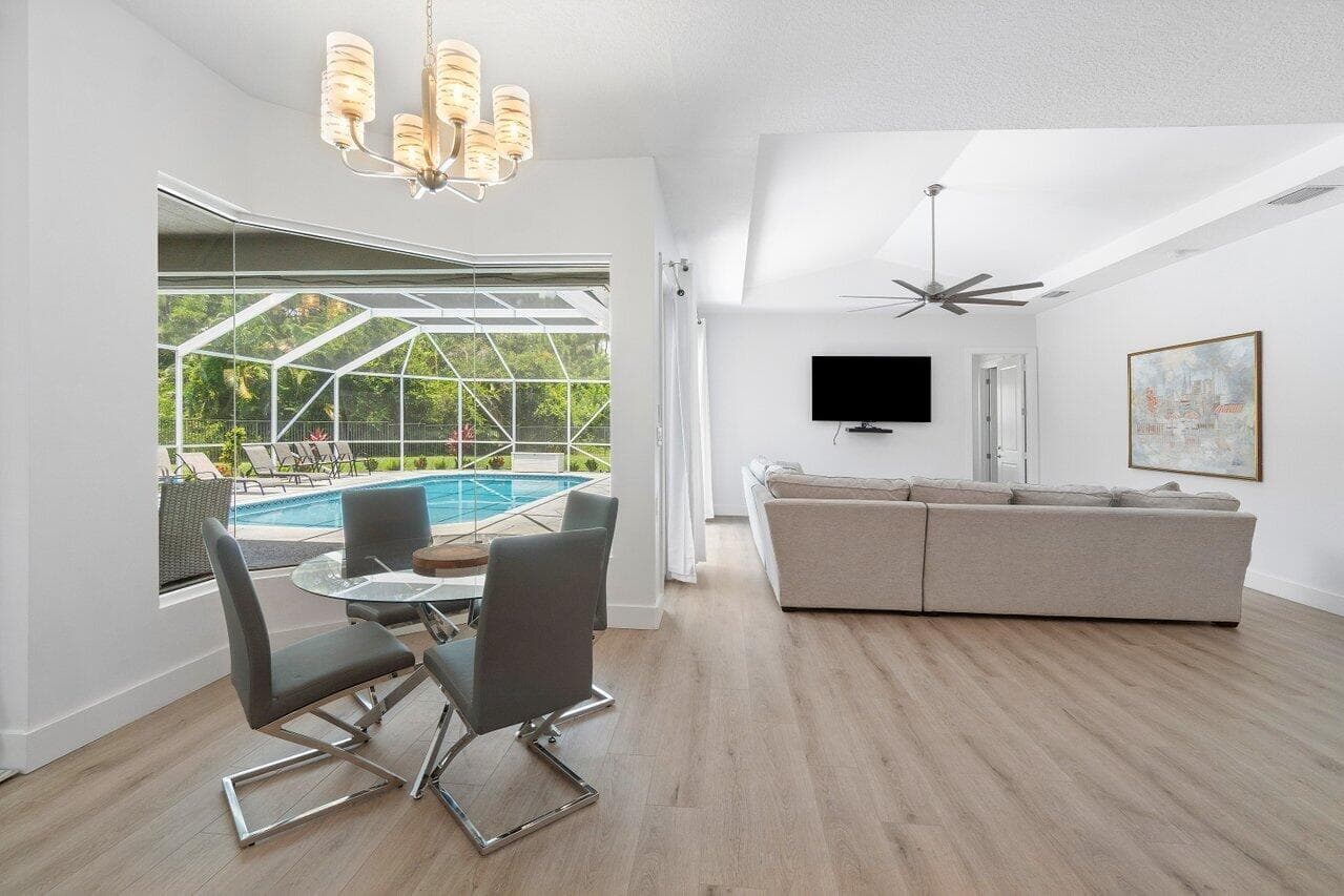 8369 SE Island Way, Jupiter, FL 33458 — photo 12 of 41