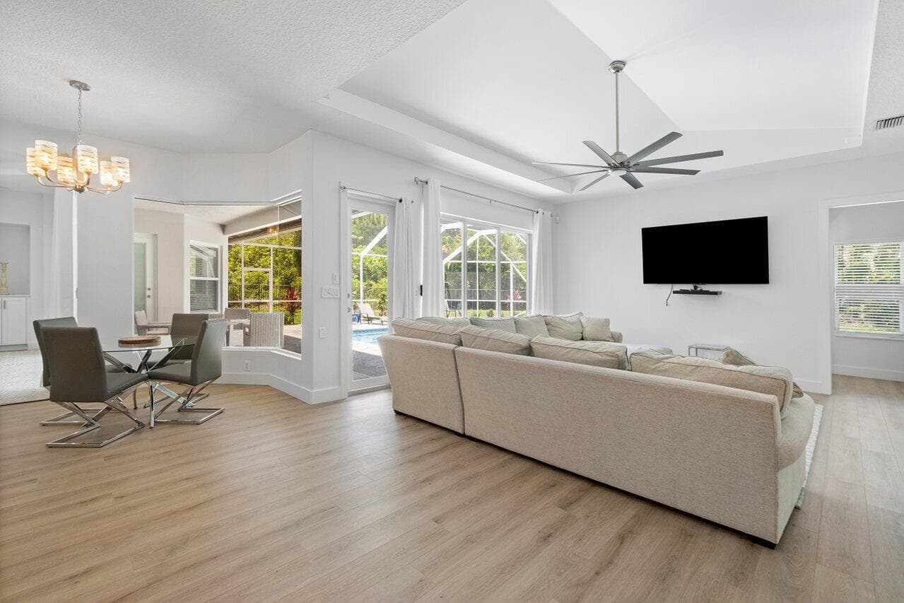 8369 SE Island Way, Jupiter, FL 33458 — photo 13 of 41