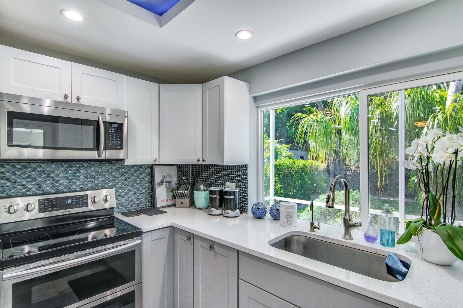 8 Wellesley Drive, Lake Worth Beach, FL 33460 — photo 9 of 16