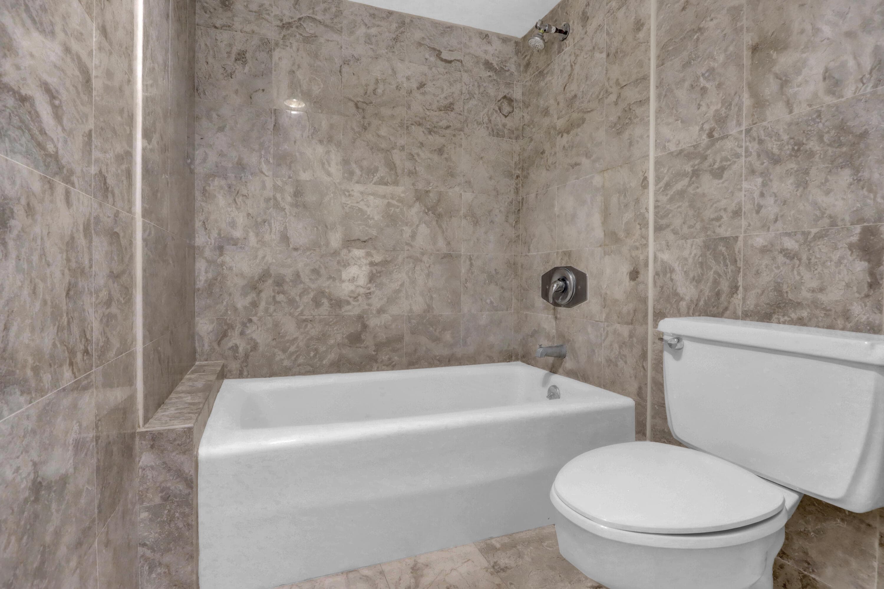 2000 Presidential Way 504, West Palm Beach, FL 33401 — photo 19 of 25