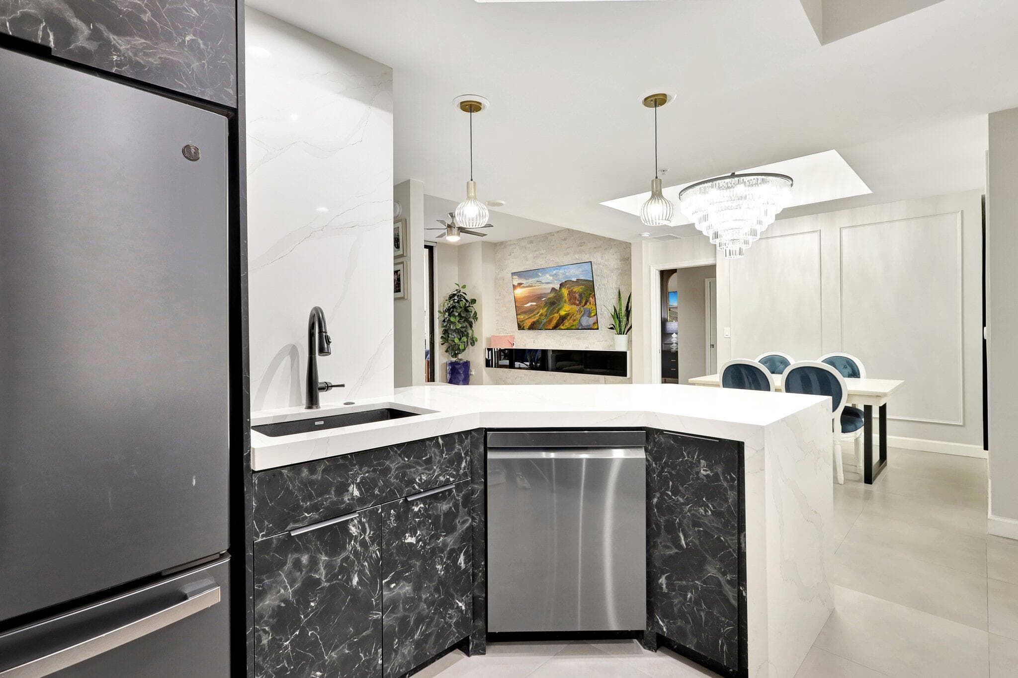 801 S Olive Avenue 1018, West Palm Beach, FL 33401 — photo 10 of 51