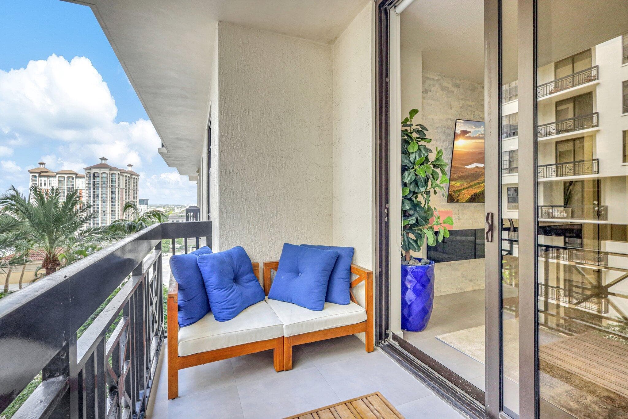 801 S Olive Avenue 1018, West Palm Beach, FL 33401 — photo 32 of 51