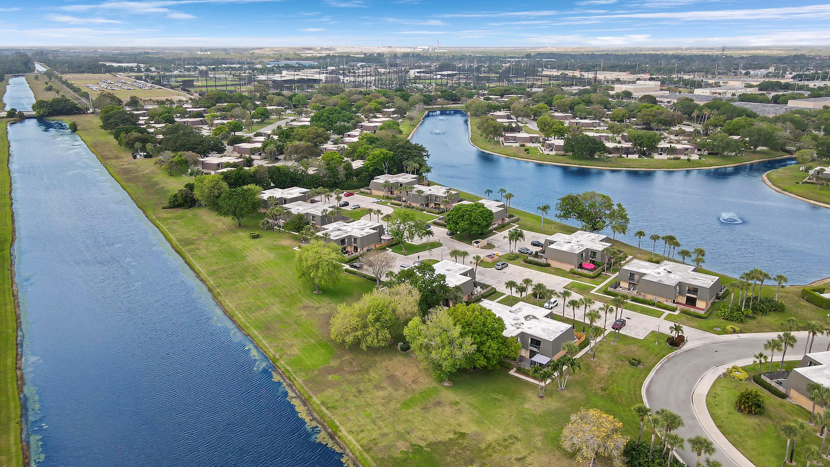 2404 24th Way, West Palm Beach, FL 33407 — photo 2 of 36