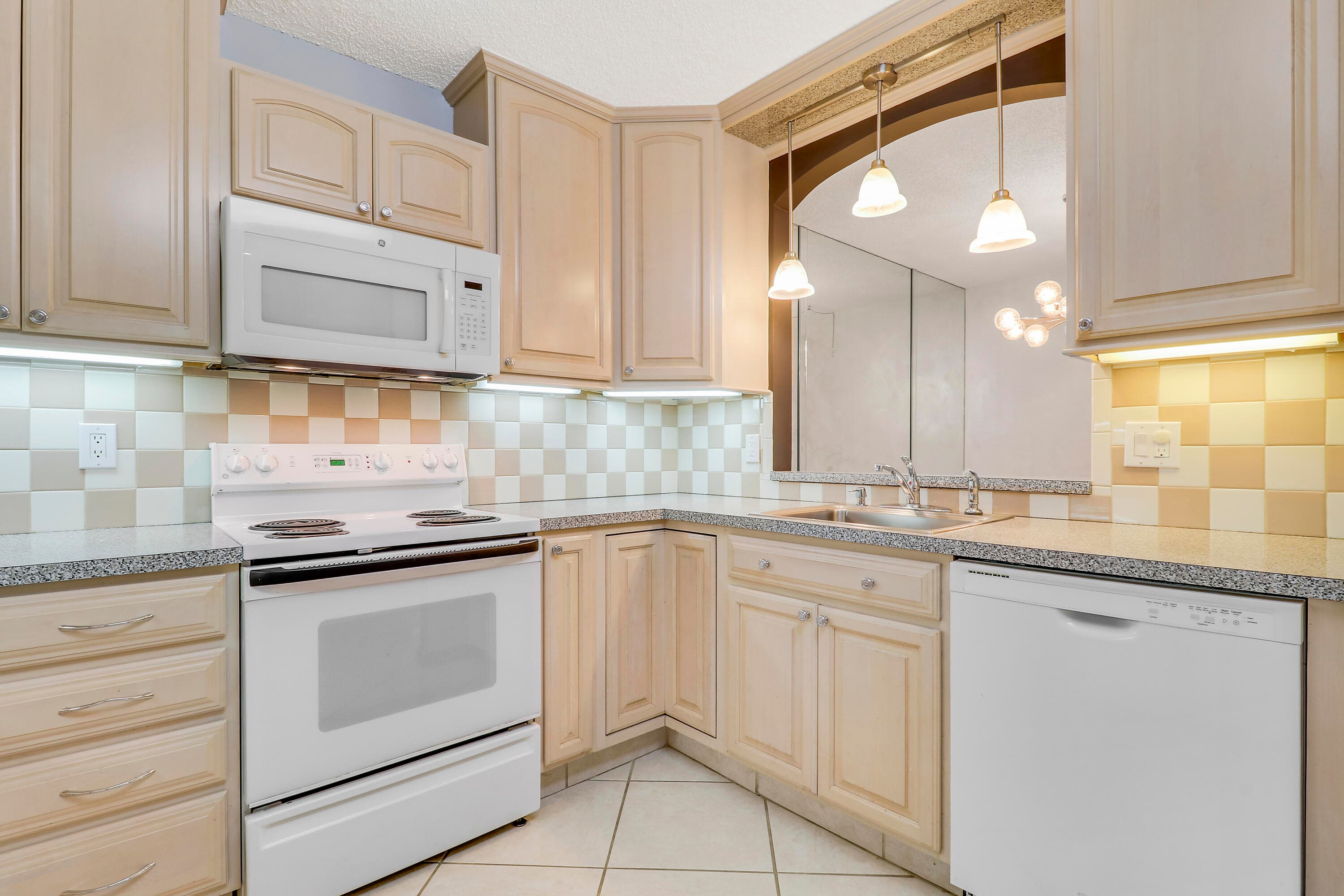 6370 Chasewood Drive A-3, Jupiter, FL 33458 — photo 11 of 30