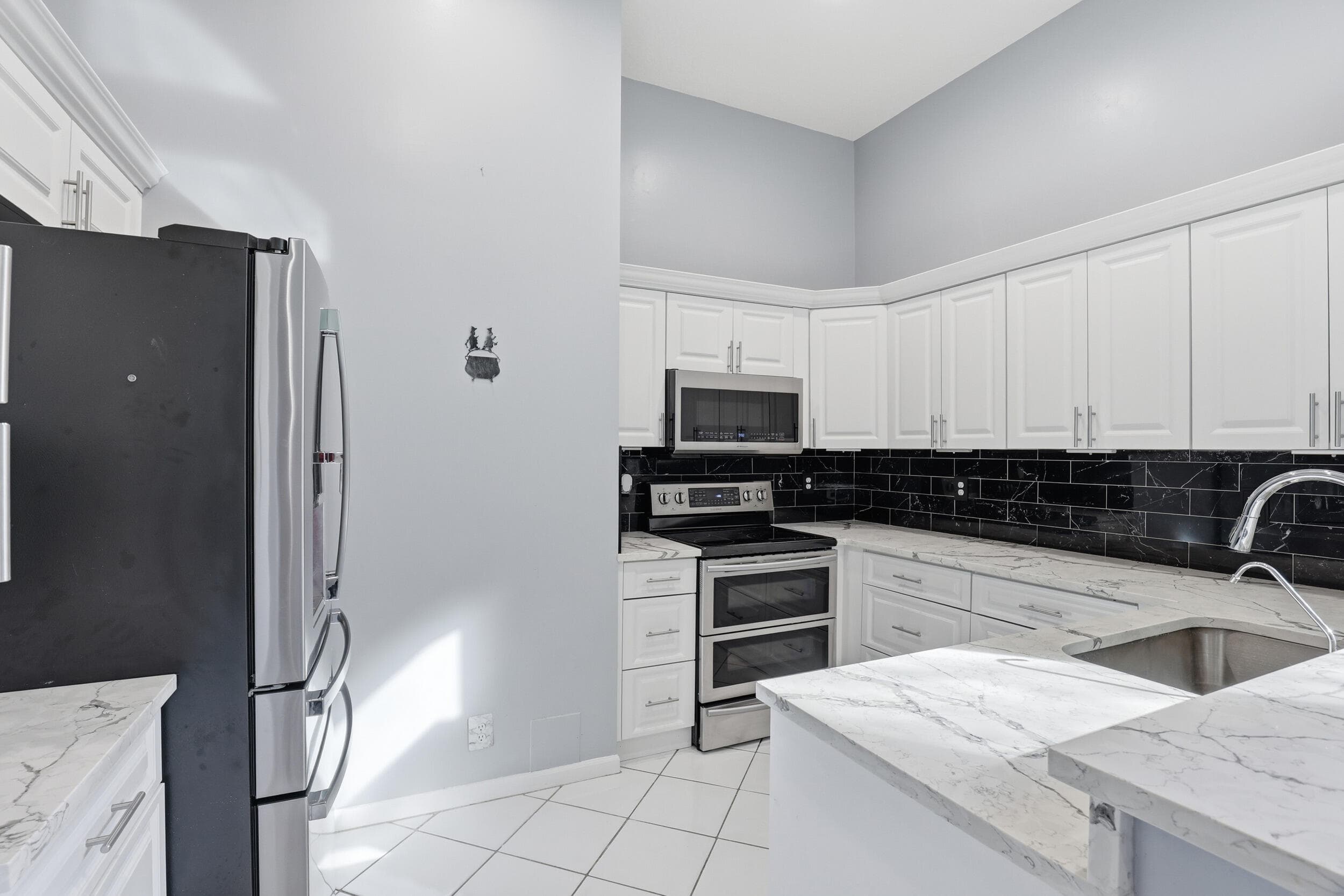 5405 Monterey Circle G, Delray Beach, FL 33484 — photo 11 of 70