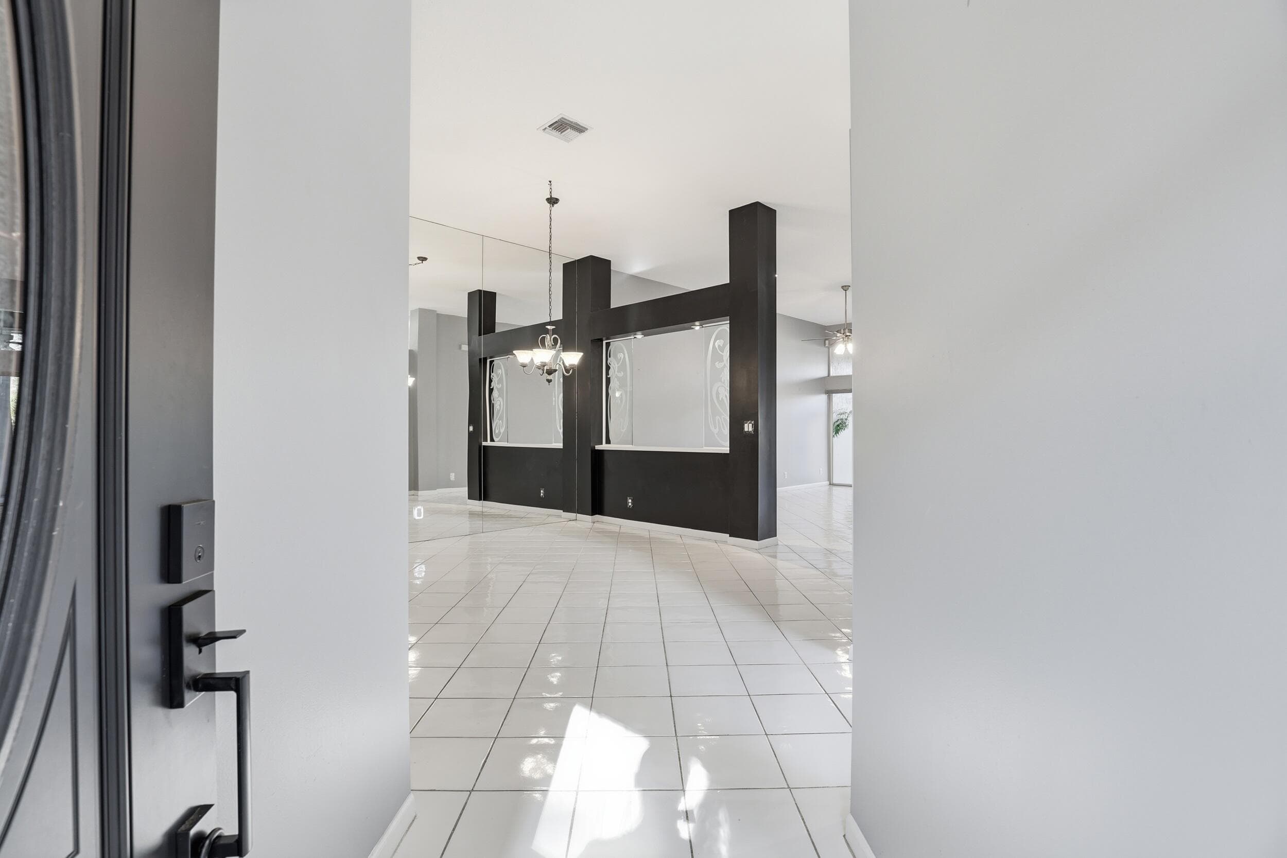 5405 Monterey Circle G, Delray Beach, FL 33484 — photo 4 of 70
