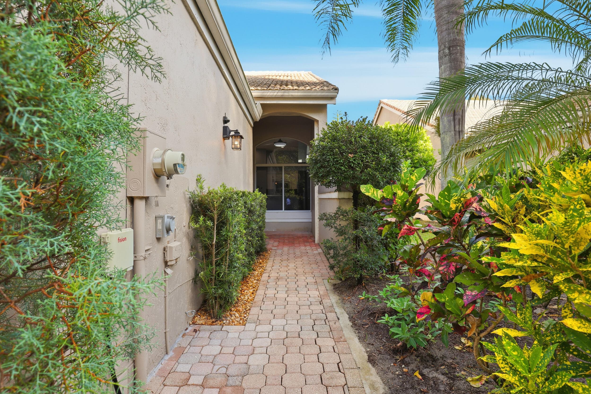 5405 Monterey Circle G, Delray Beach, FL 33484 — photo 2 of 70