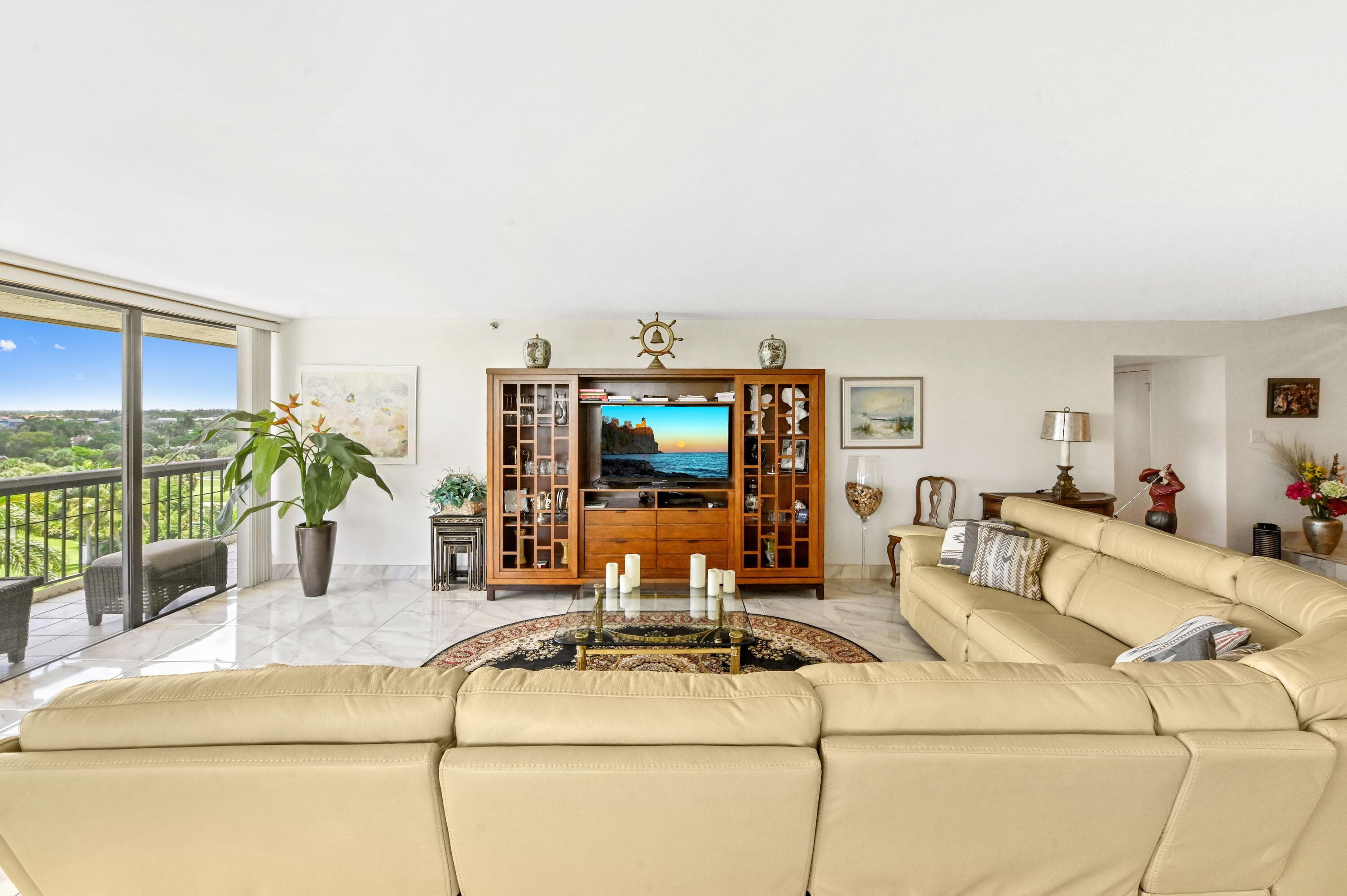 1900 Consulate Place 604, West Palm Beach, FL 33401 — photo 8 of 74